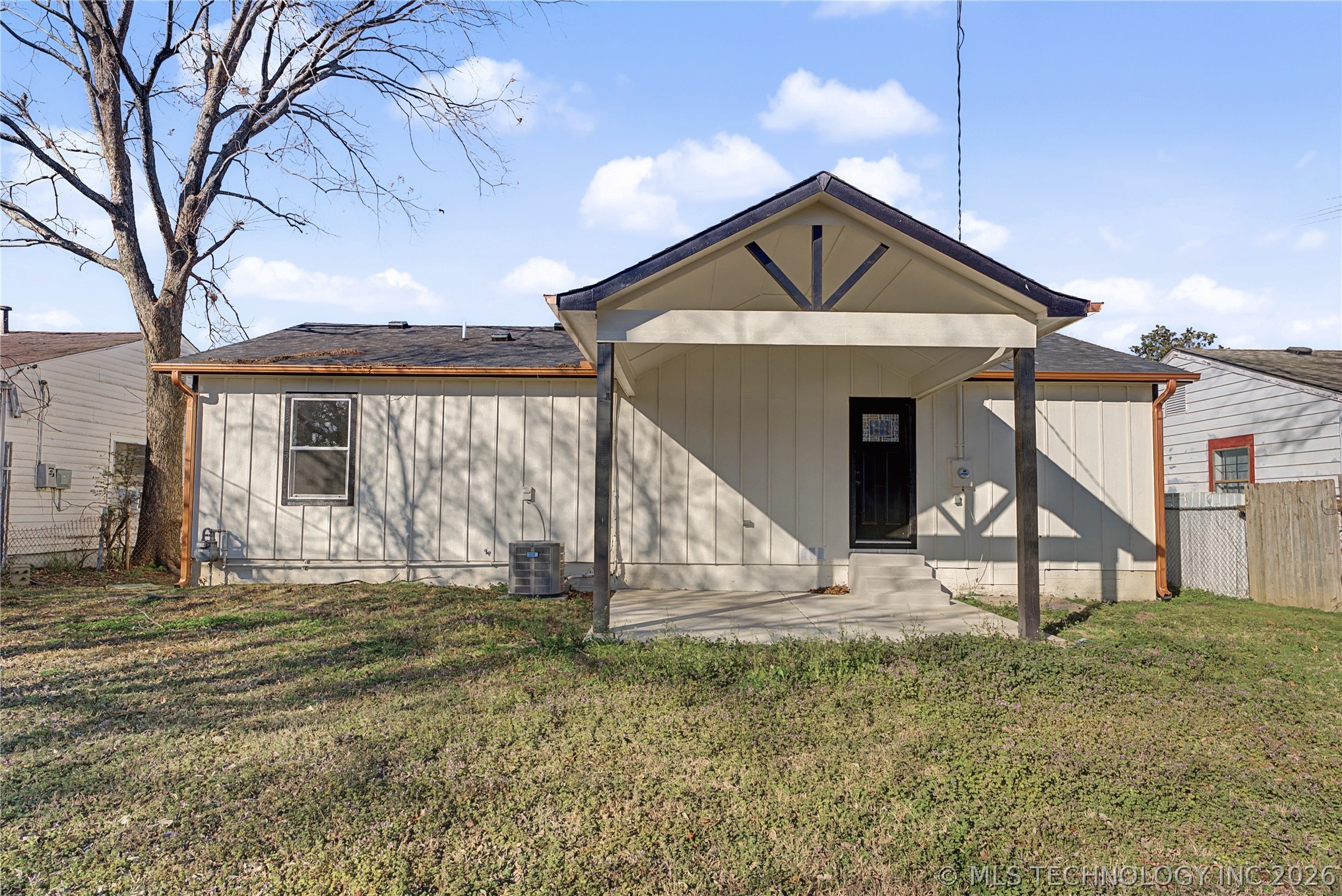 1333 N Irvington Avenue Property Photo 20