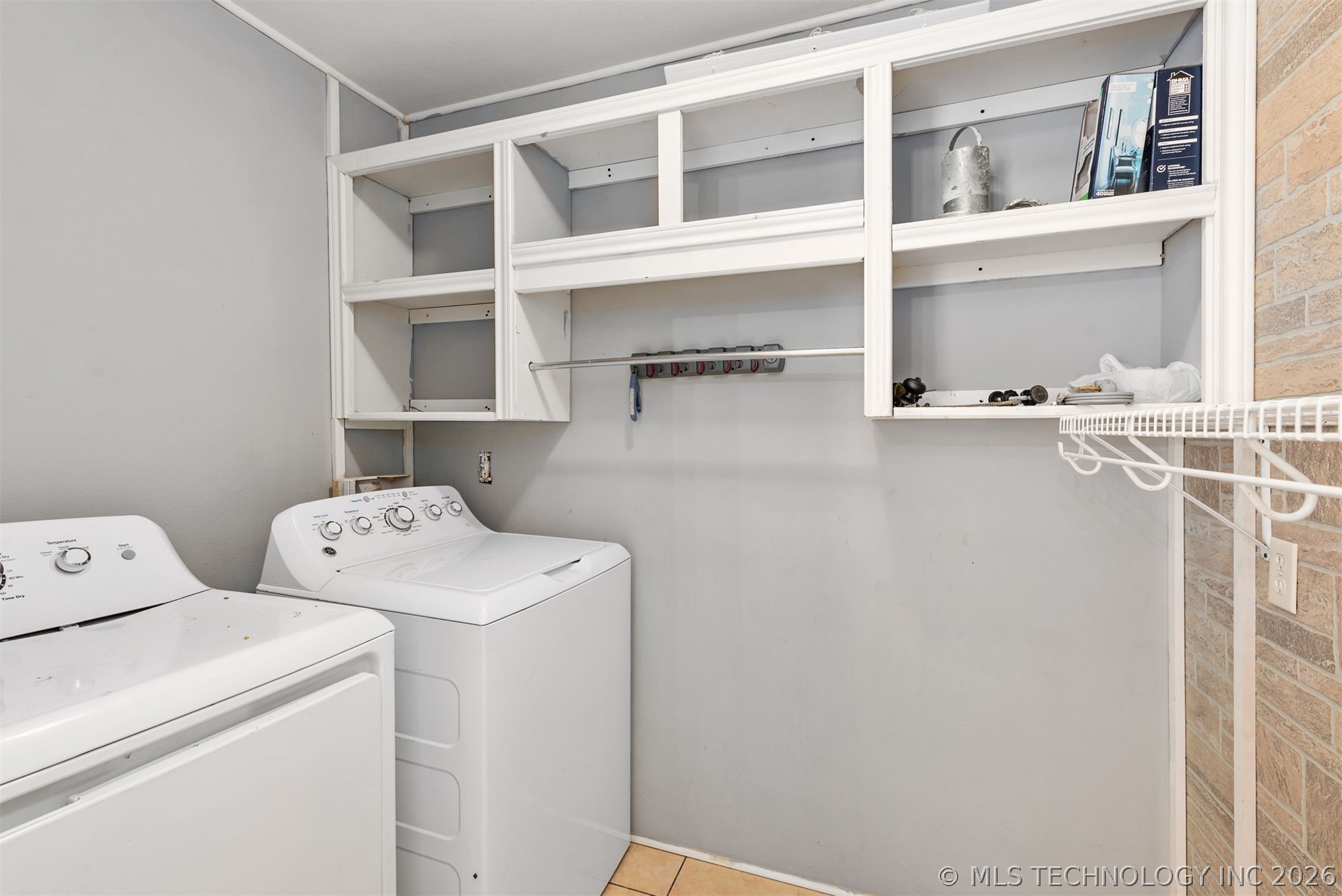 8609 Old Taft Road Property Photo 15