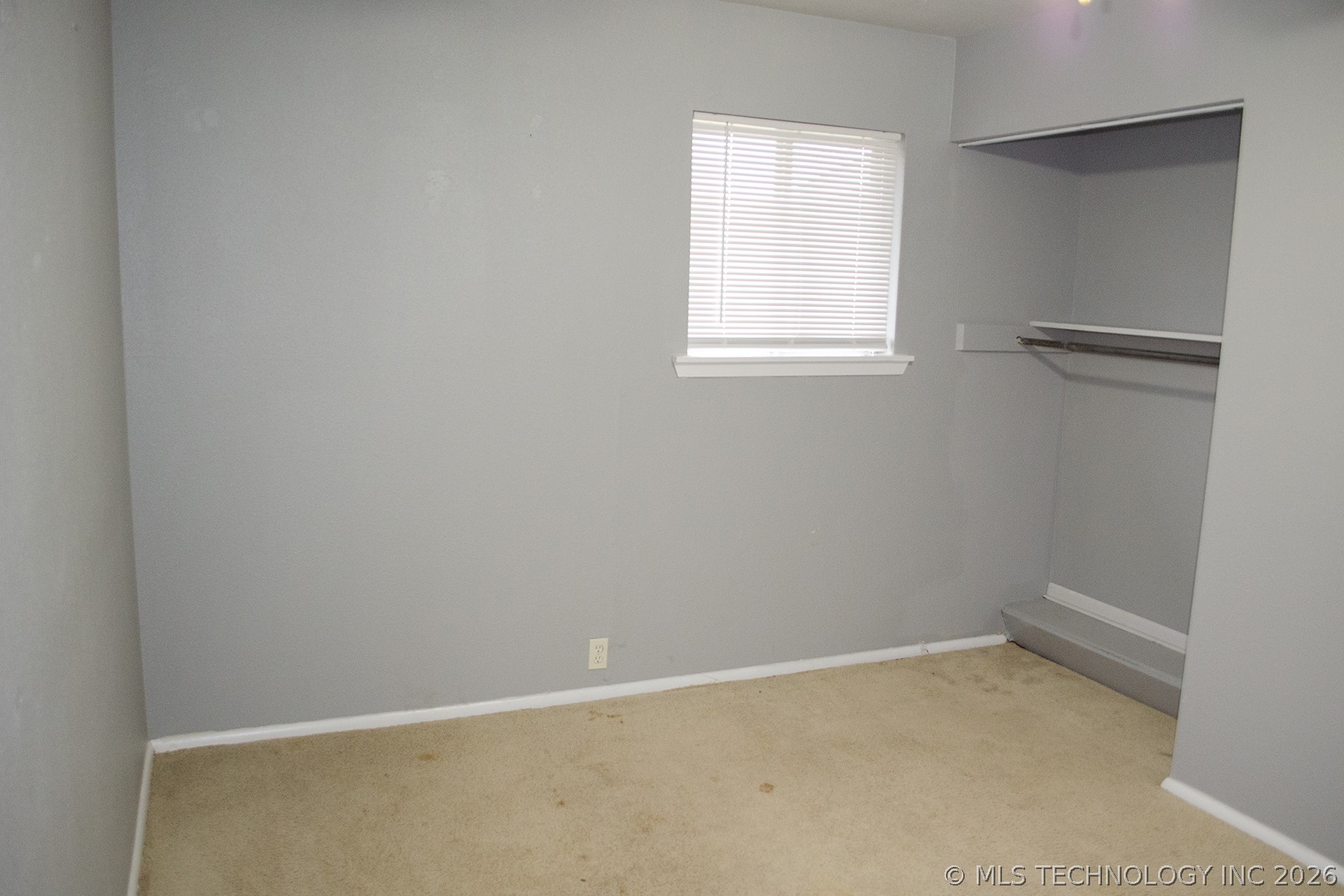 14 E Portland Avenue Property Photo 10