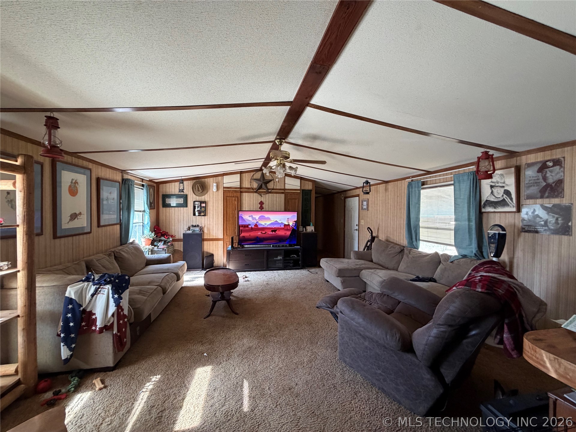 419156 Texanna Road Property Photo 5
