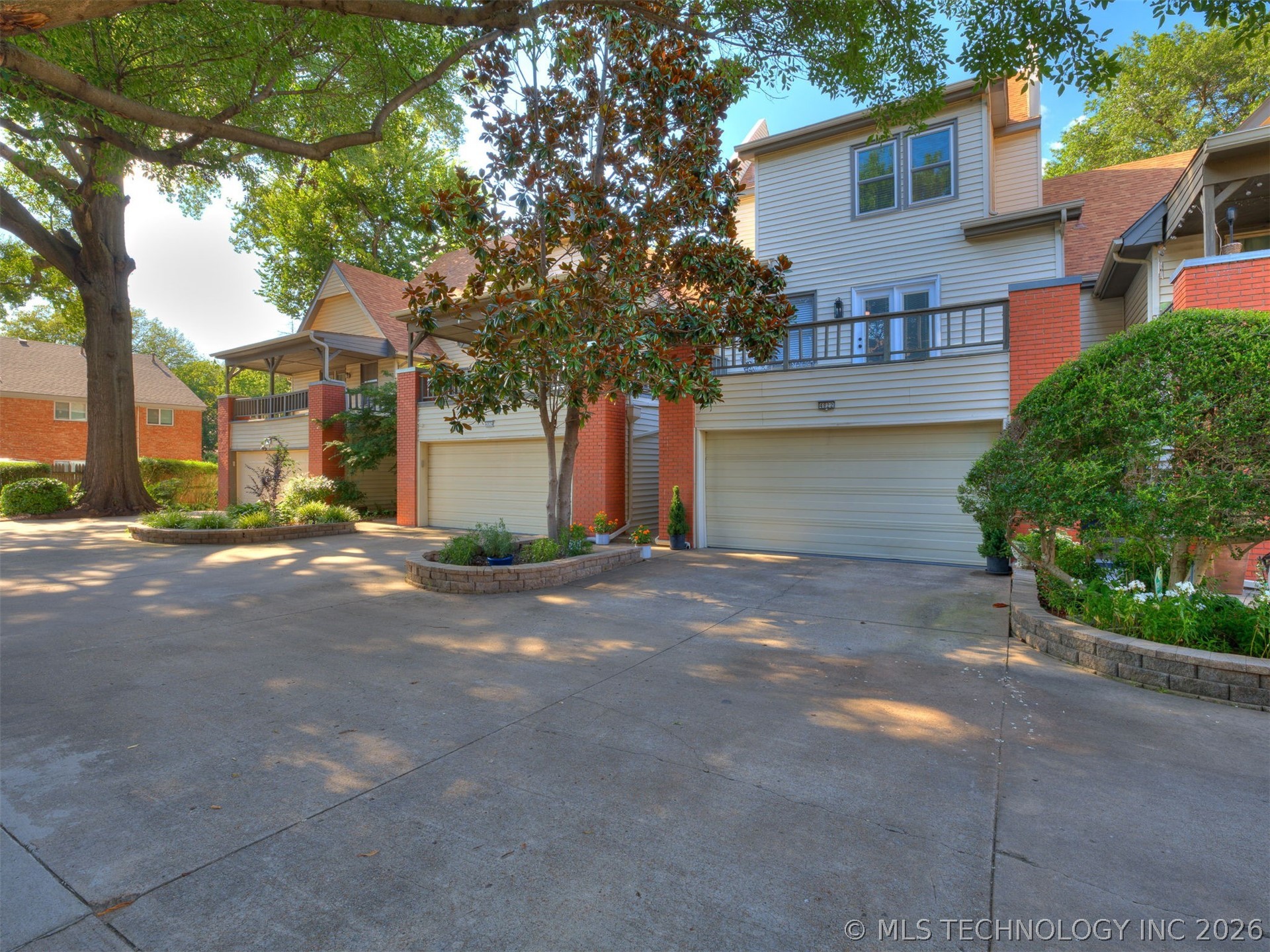 4822 S Quaker Avenue Na Property Photo 2
