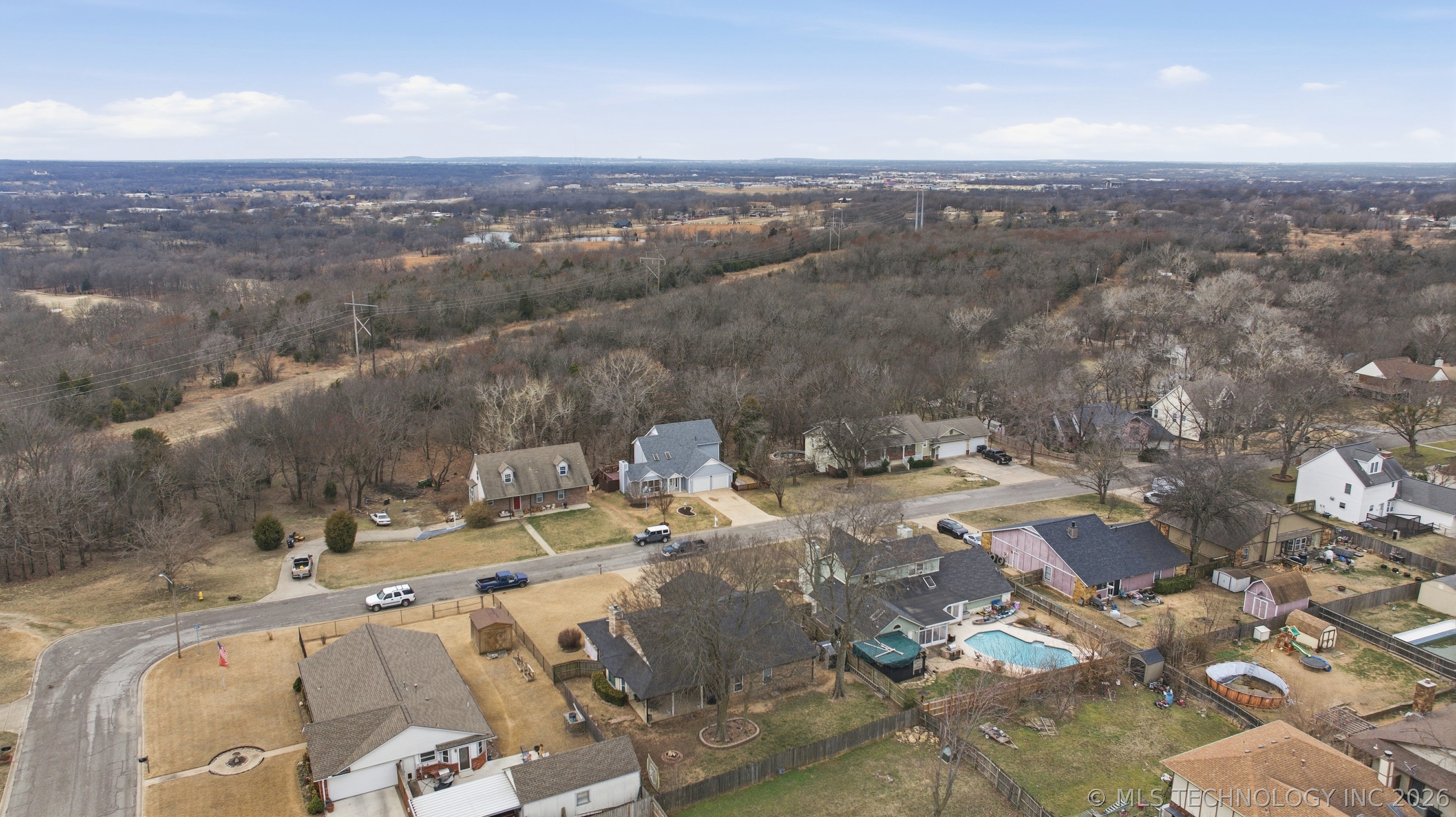 1226 Forest Lane Property Photo 2