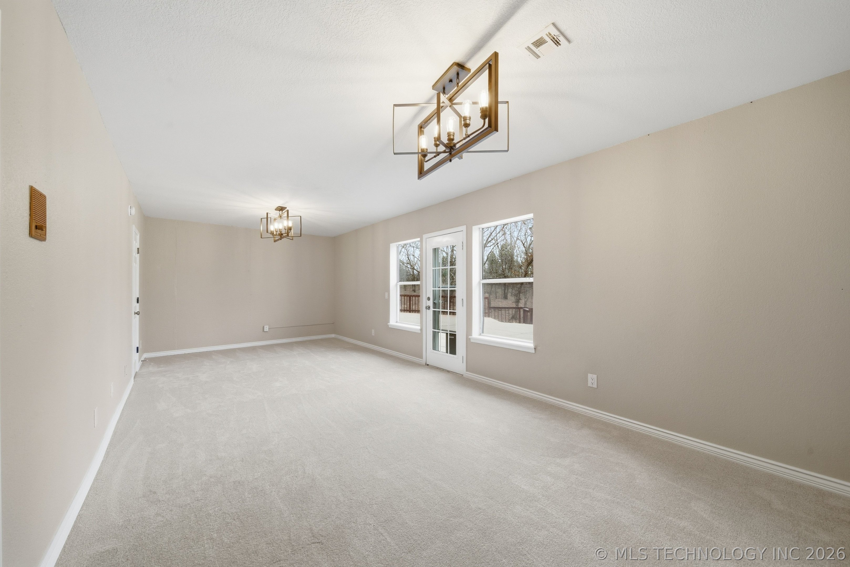 1226 Forest Lane Property Photo 30