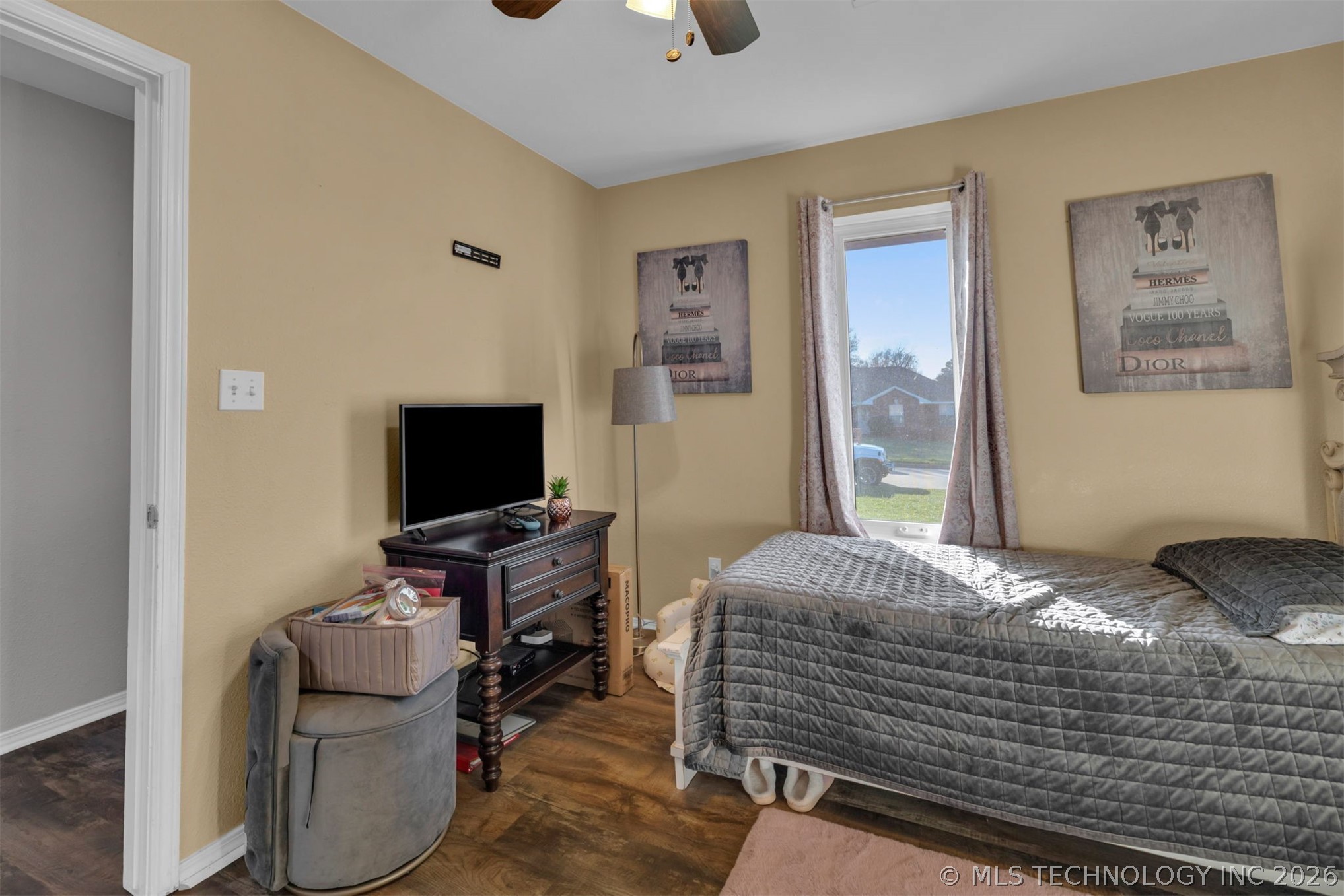 1704 Lahoma Property Photo 9