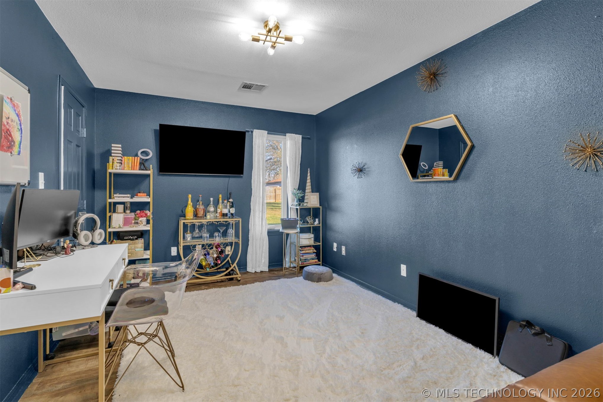 1704 Lahoma Property Photo 14