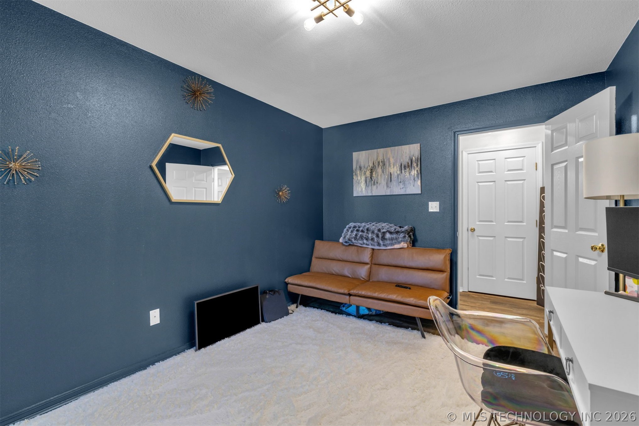 1704 Lahoma Property Photo 15