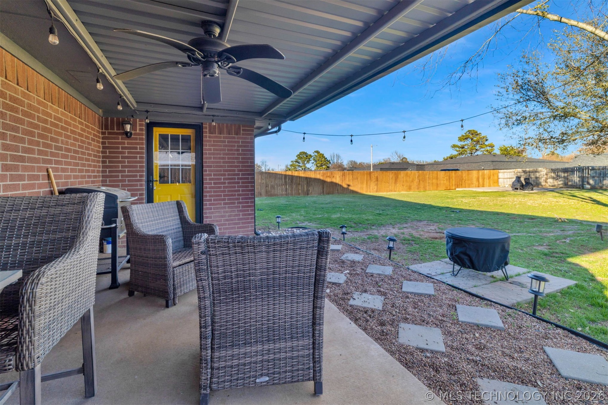 1704 Lahoma Property Photo 17