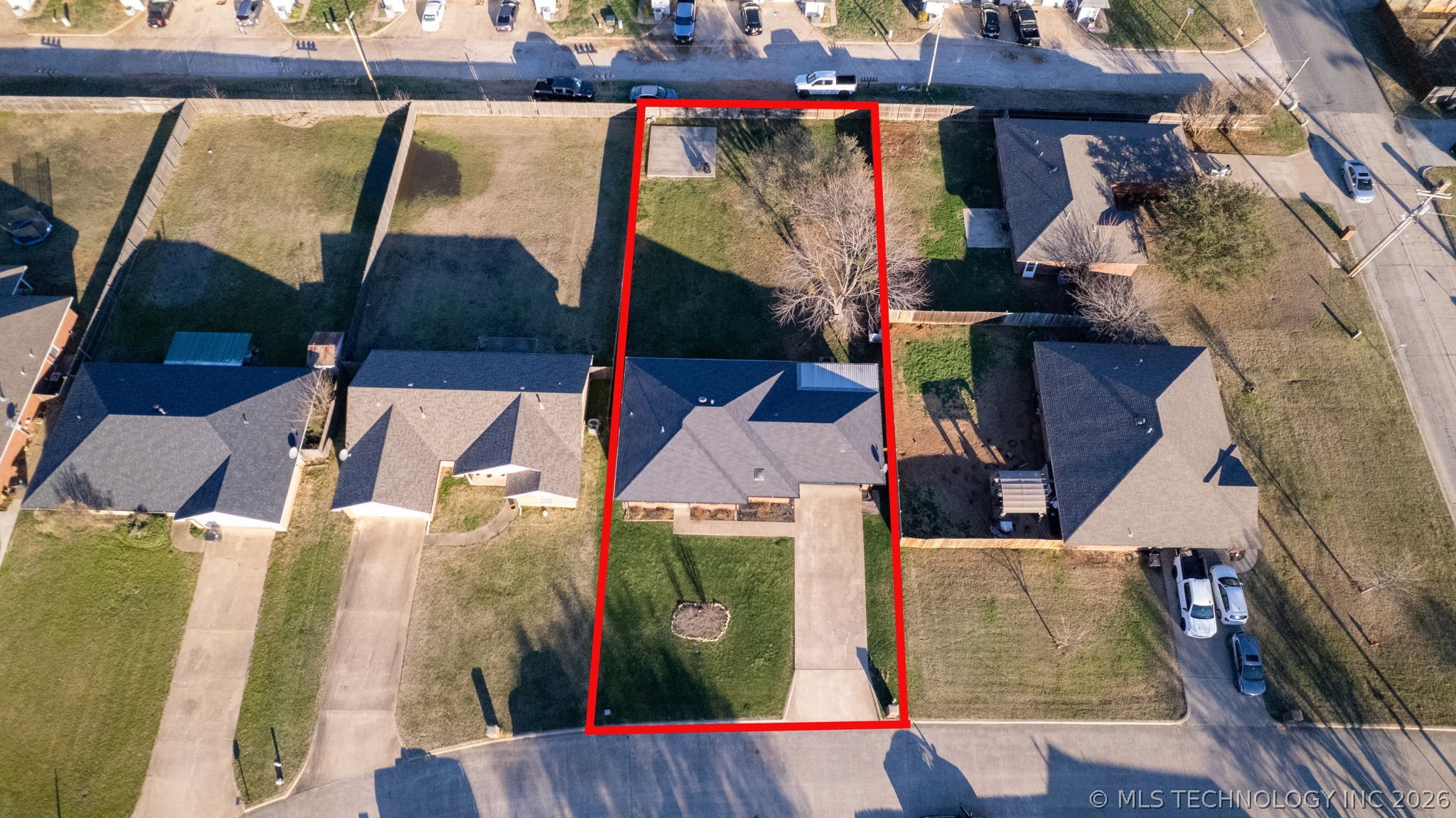 1704 Lahoma Property Photo 29