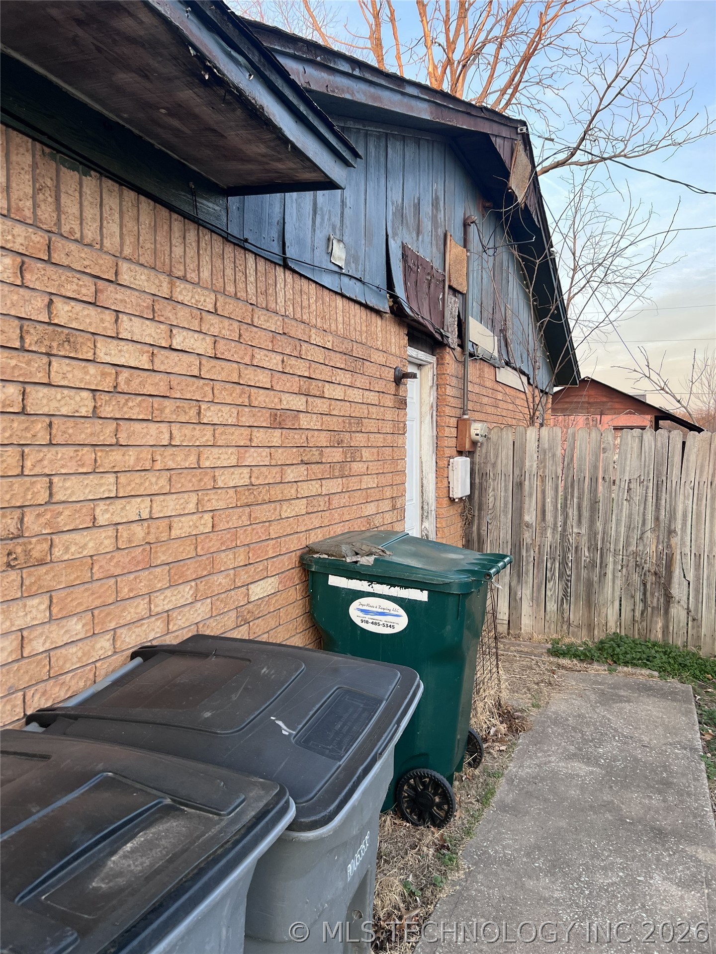 506 Park Street Property Photo 2