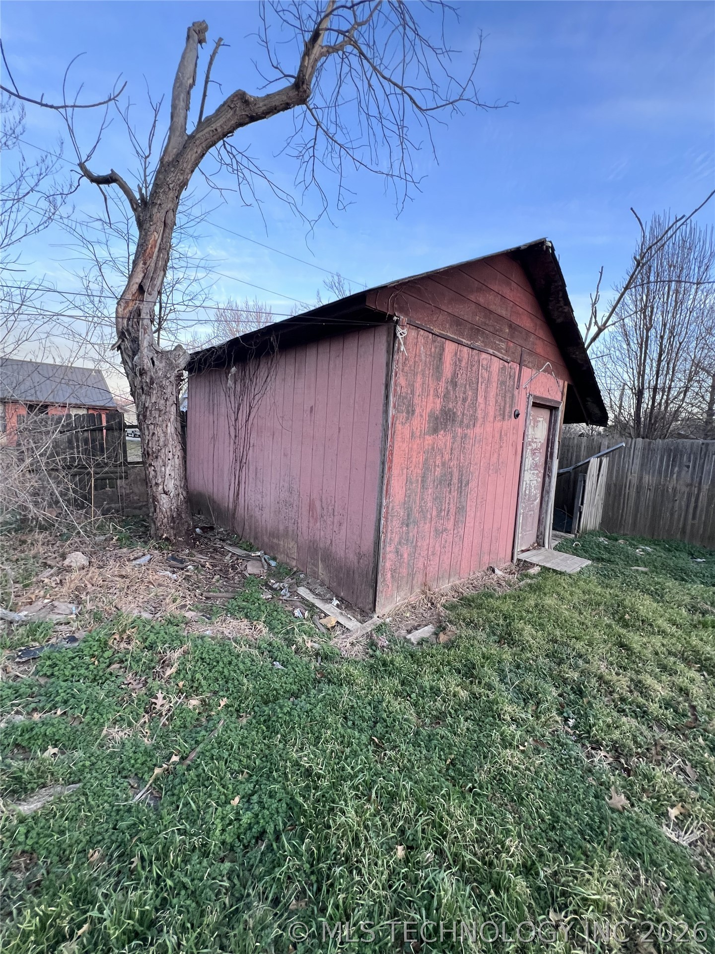 506 Park Street Property Photo 7