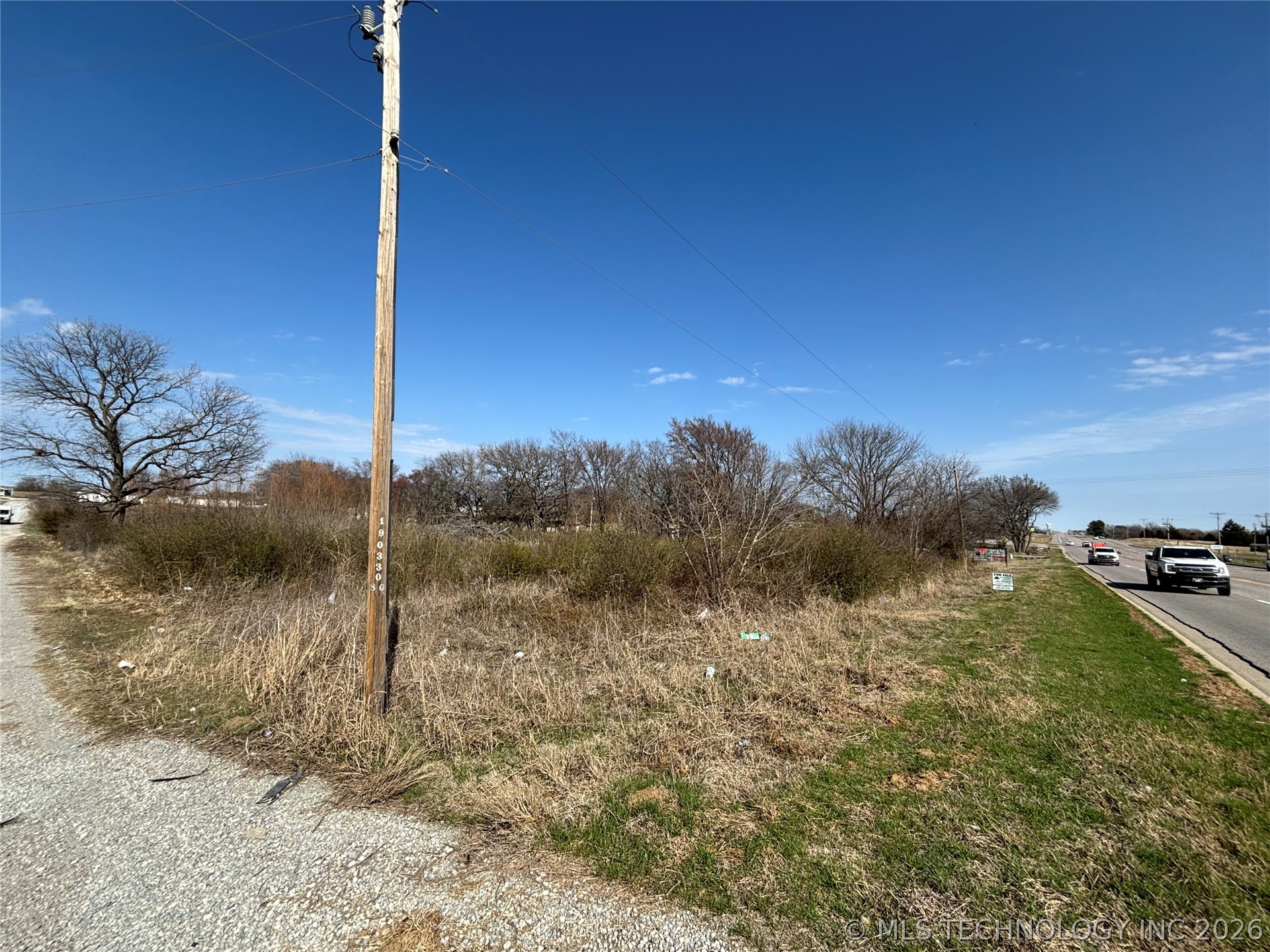 6879 State Highway 70 Property Photo 13