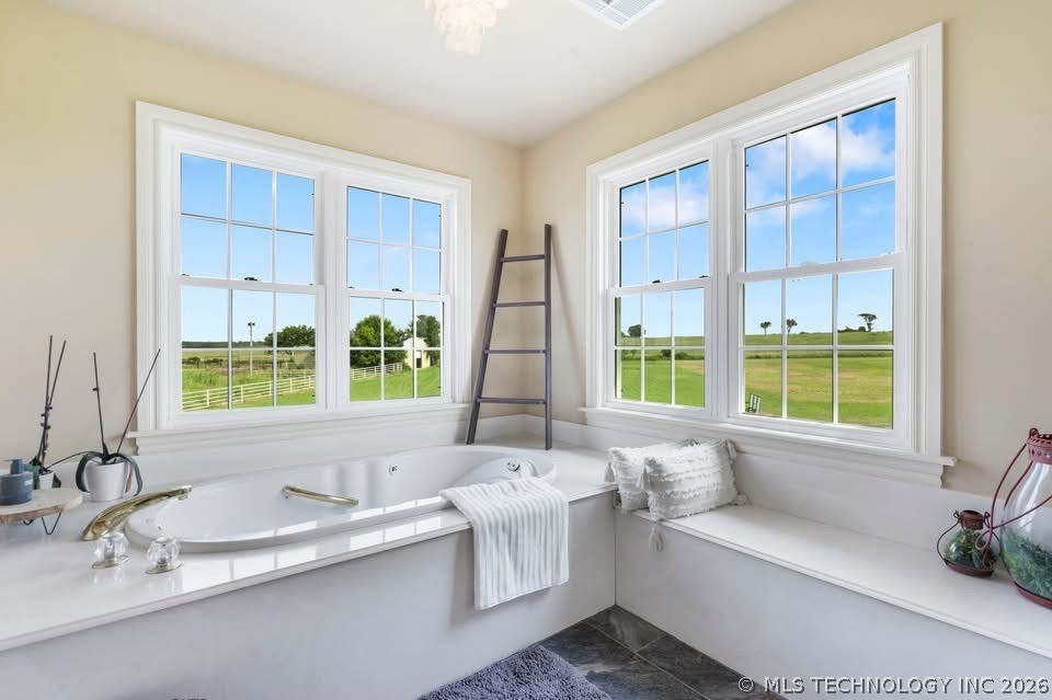24043 N 4040 Road Property Photo 24