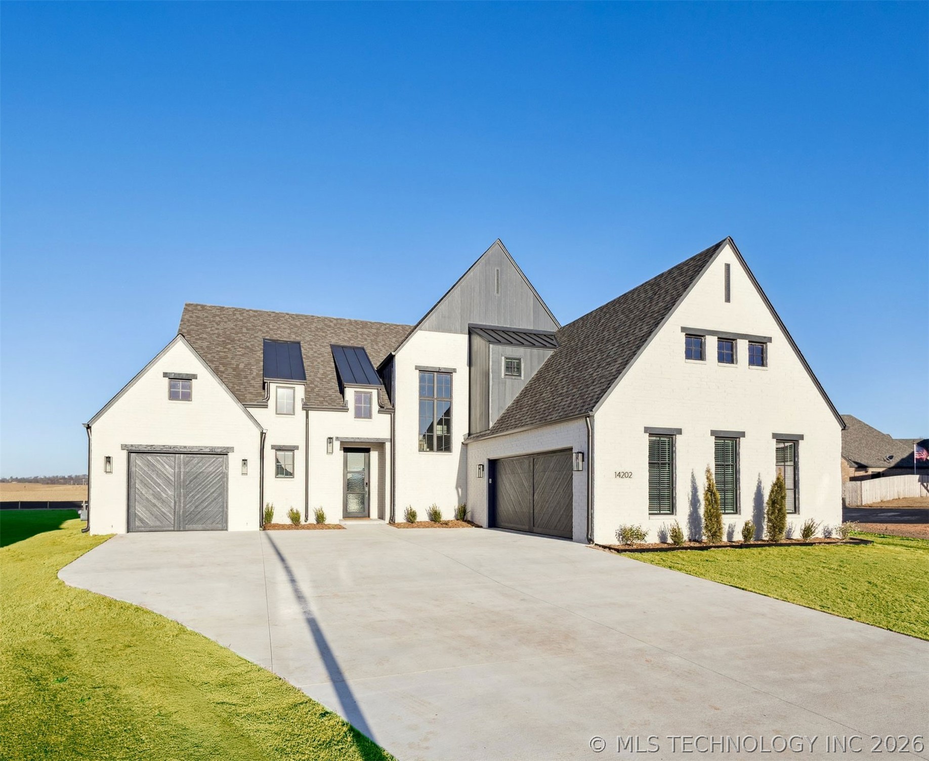 14202 S Delaware Place S Property Photo 1
