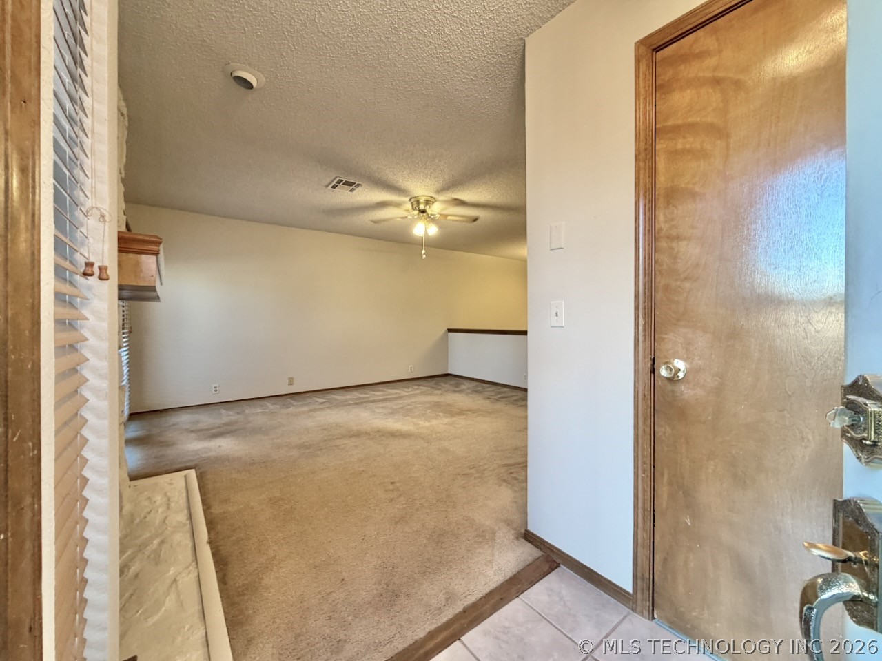 8019 S 77th East Avenue Property Photo 4