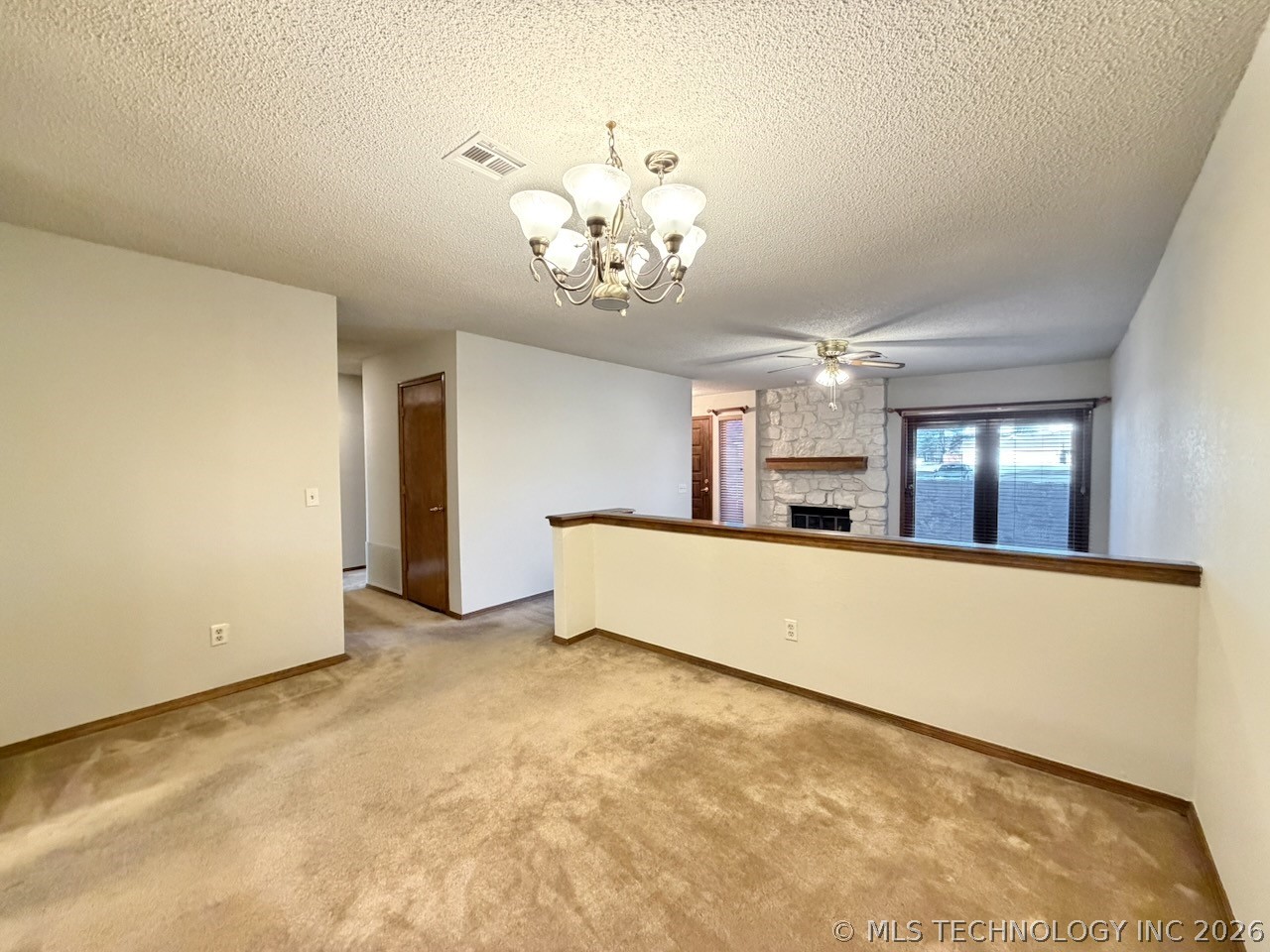 8019 S 77th East Avenue Property Photo 10