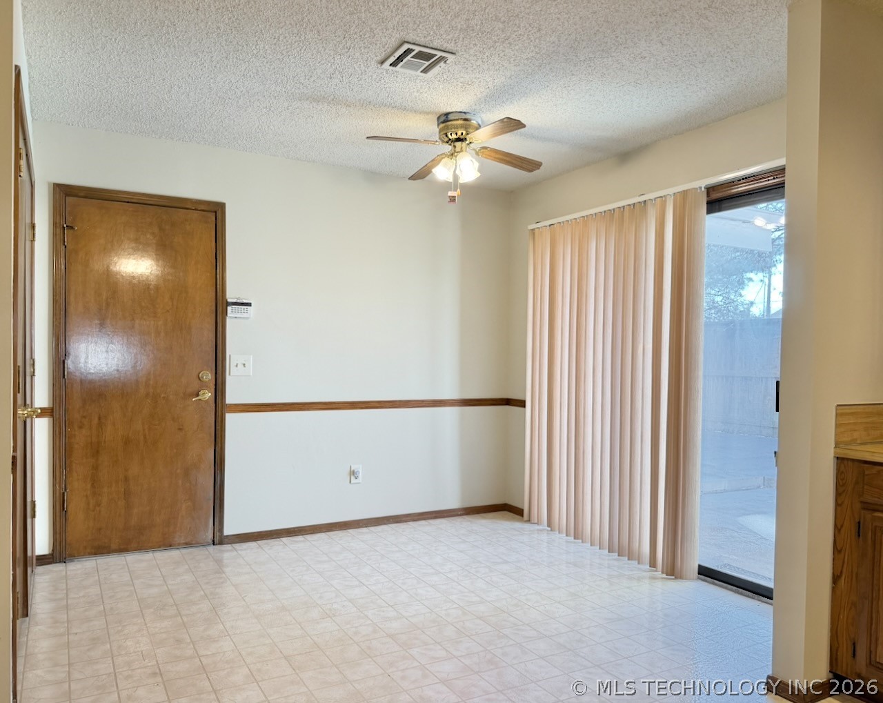 8019 S 77th East Avenue Property Photo 15
