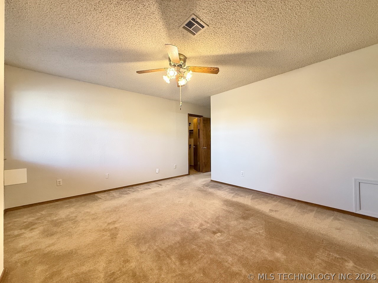 8019 S 77th East Avenue Property Photo 20