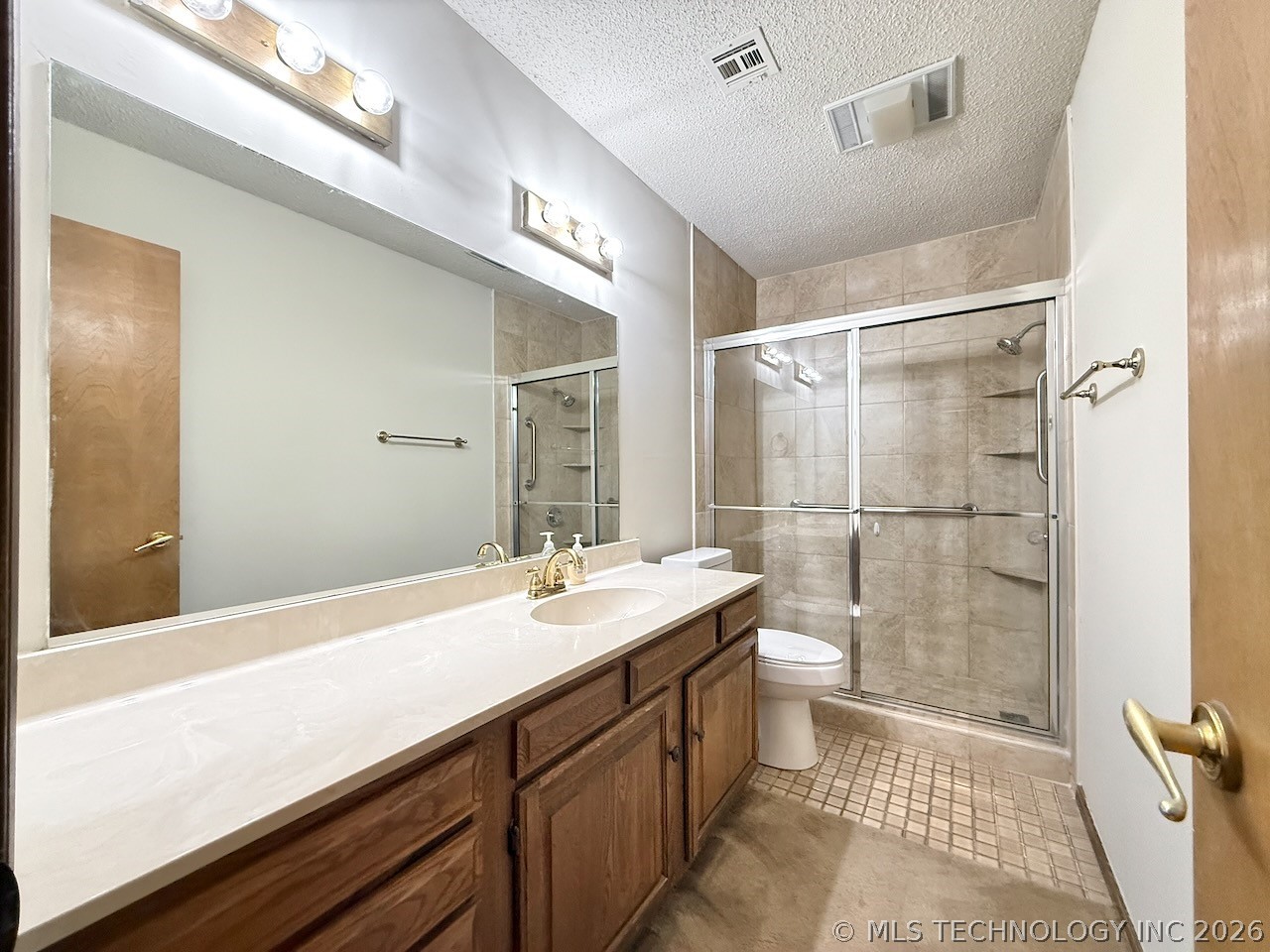 8019 S 77th East Avenue Property Photo 22