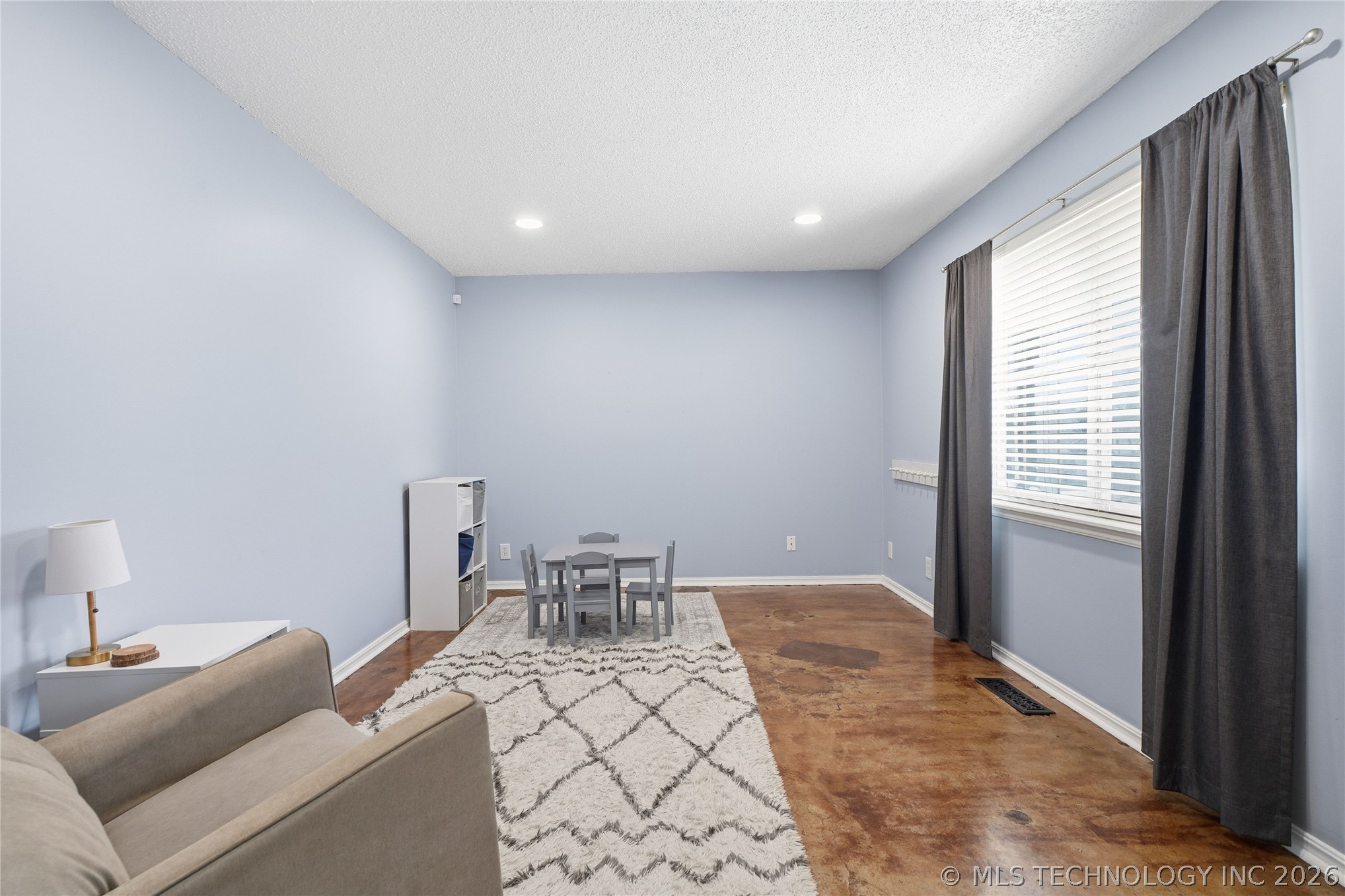 7031 E 59th Street S Property Photo 10