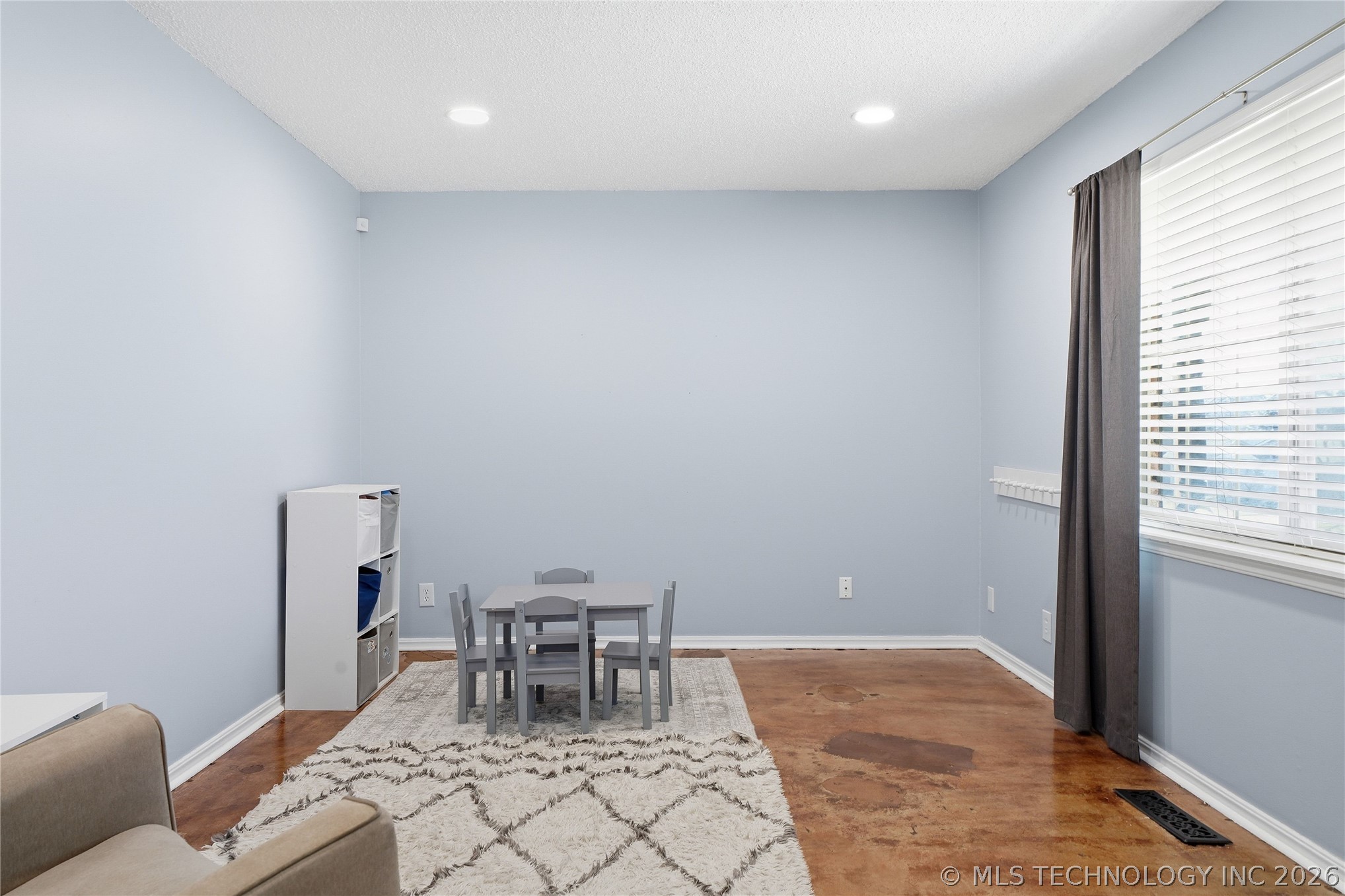 7031 E 59th Street S Property Photo 11