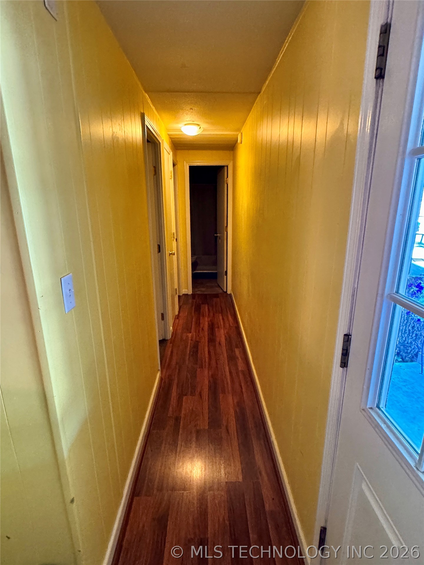 61113 E 310 Road Property Photo 6