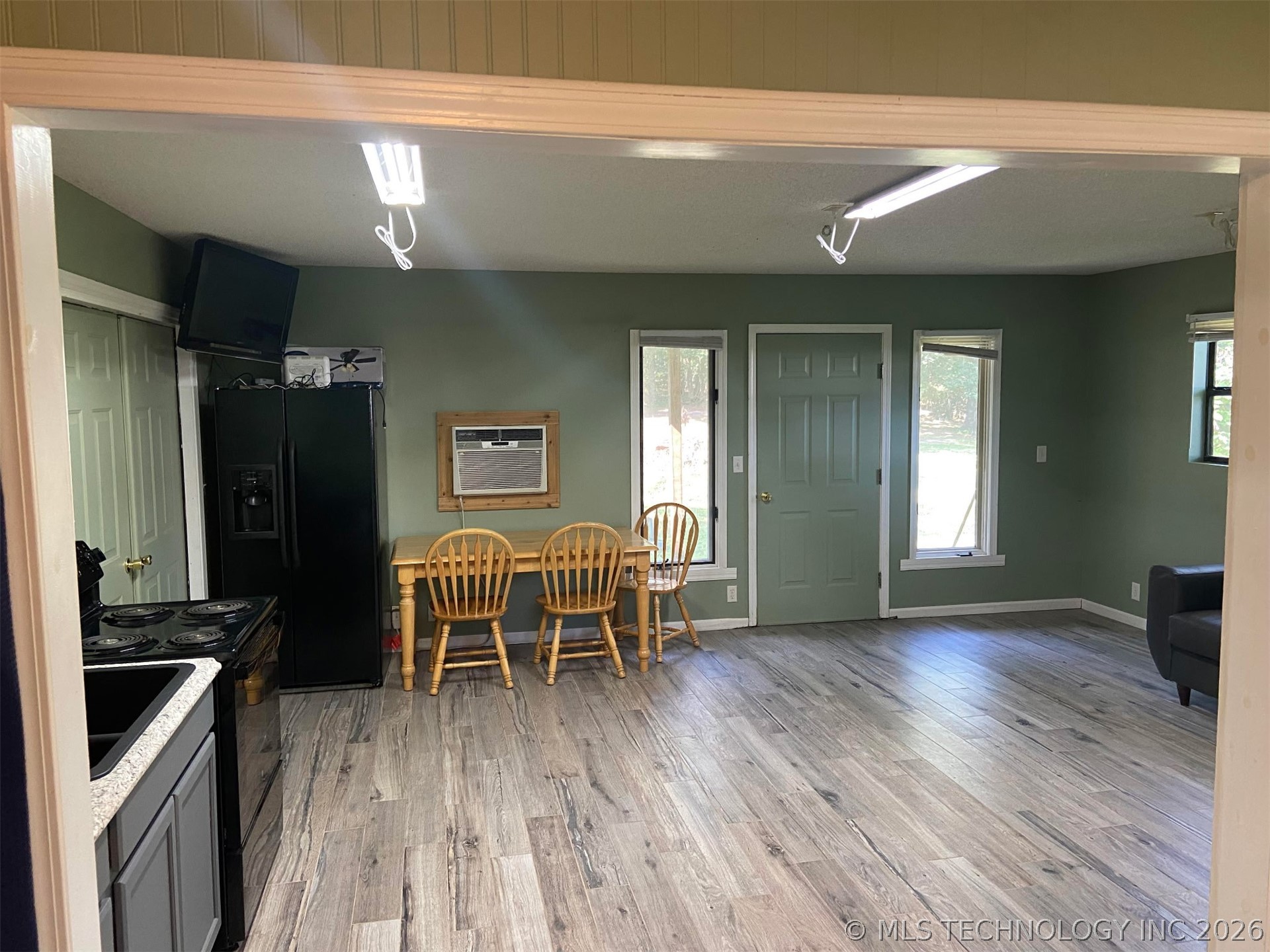 61113 E 310 Road Property Photo 11