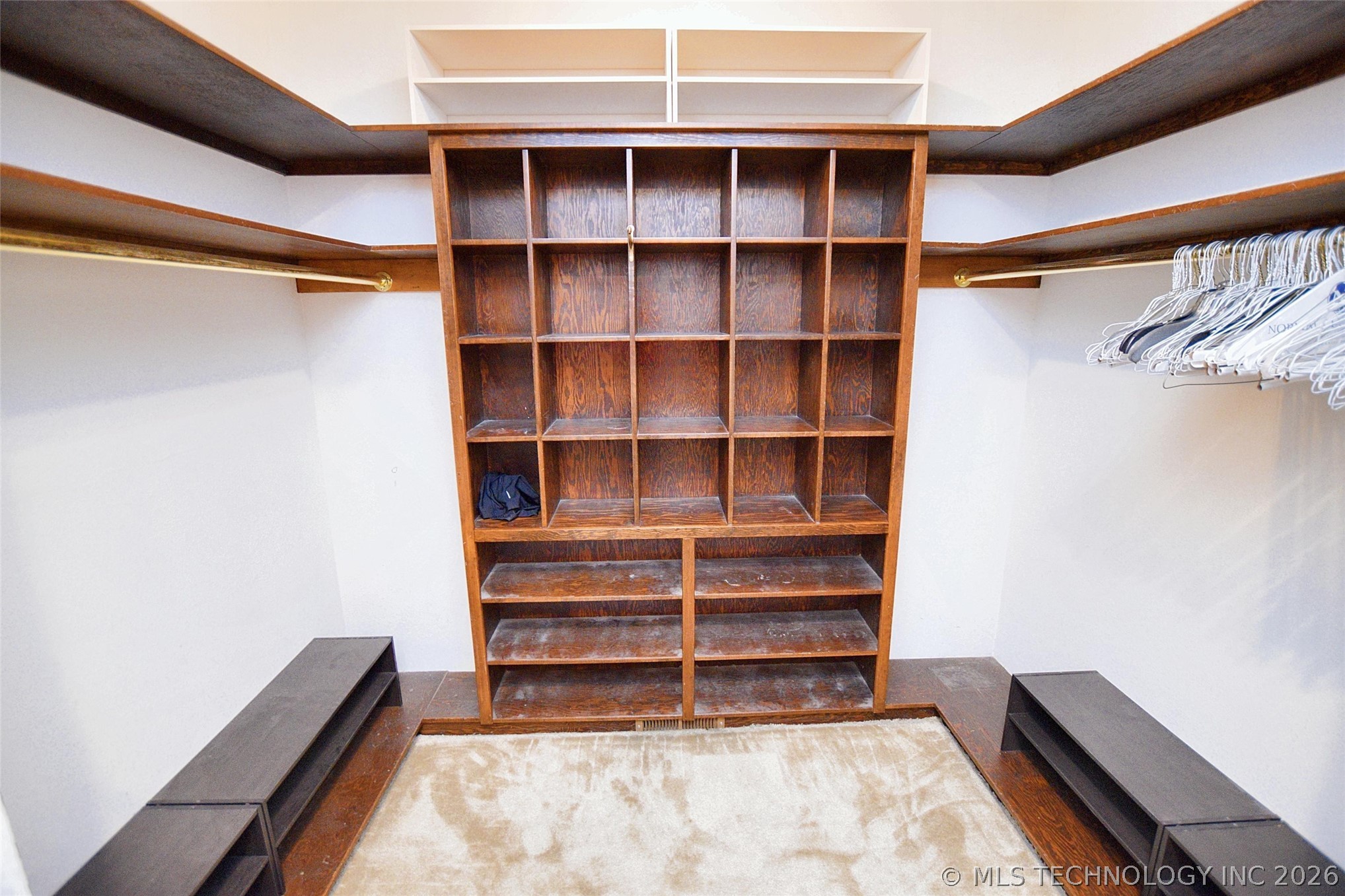 720 S East Avenue Property Photo 24