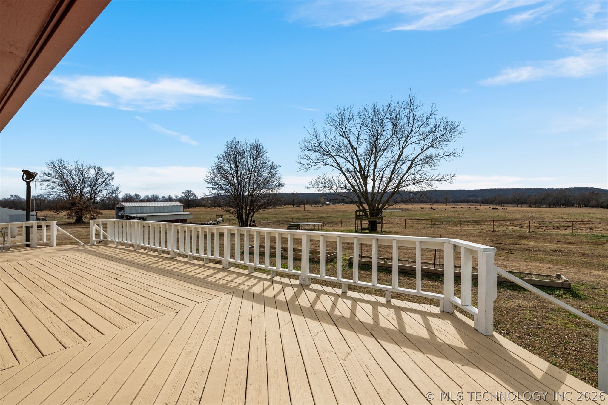 458540 E 1040 Road Property Photo 27