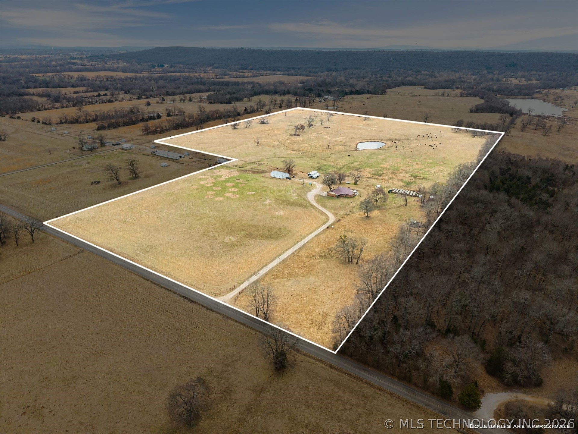 458540 E 1040 Road Property Photo 31