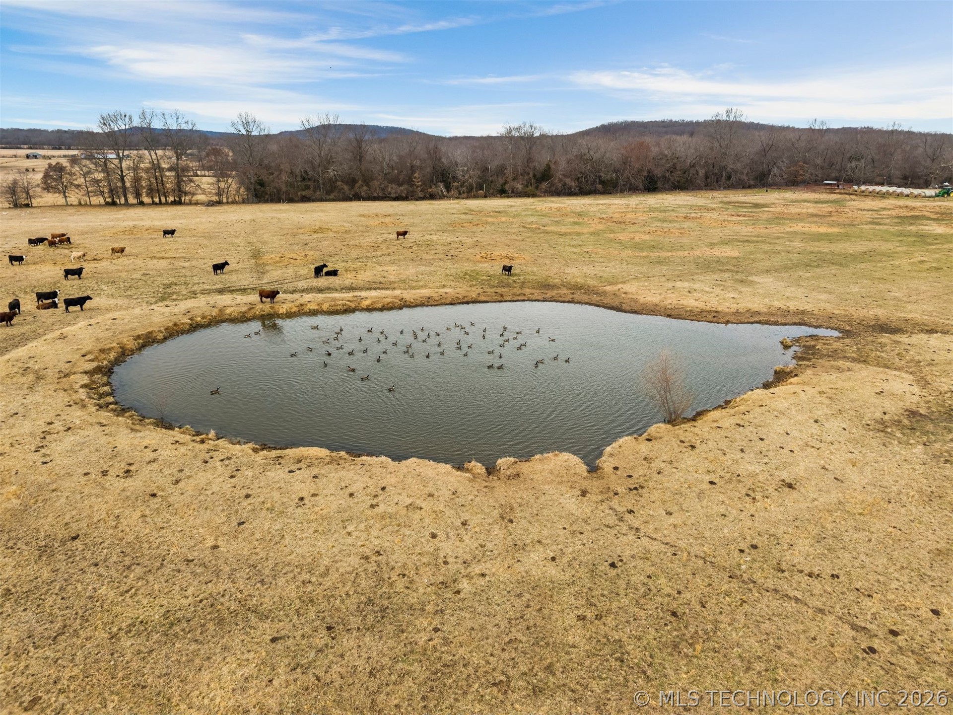 458540 E 1040 Road Property Photo 33