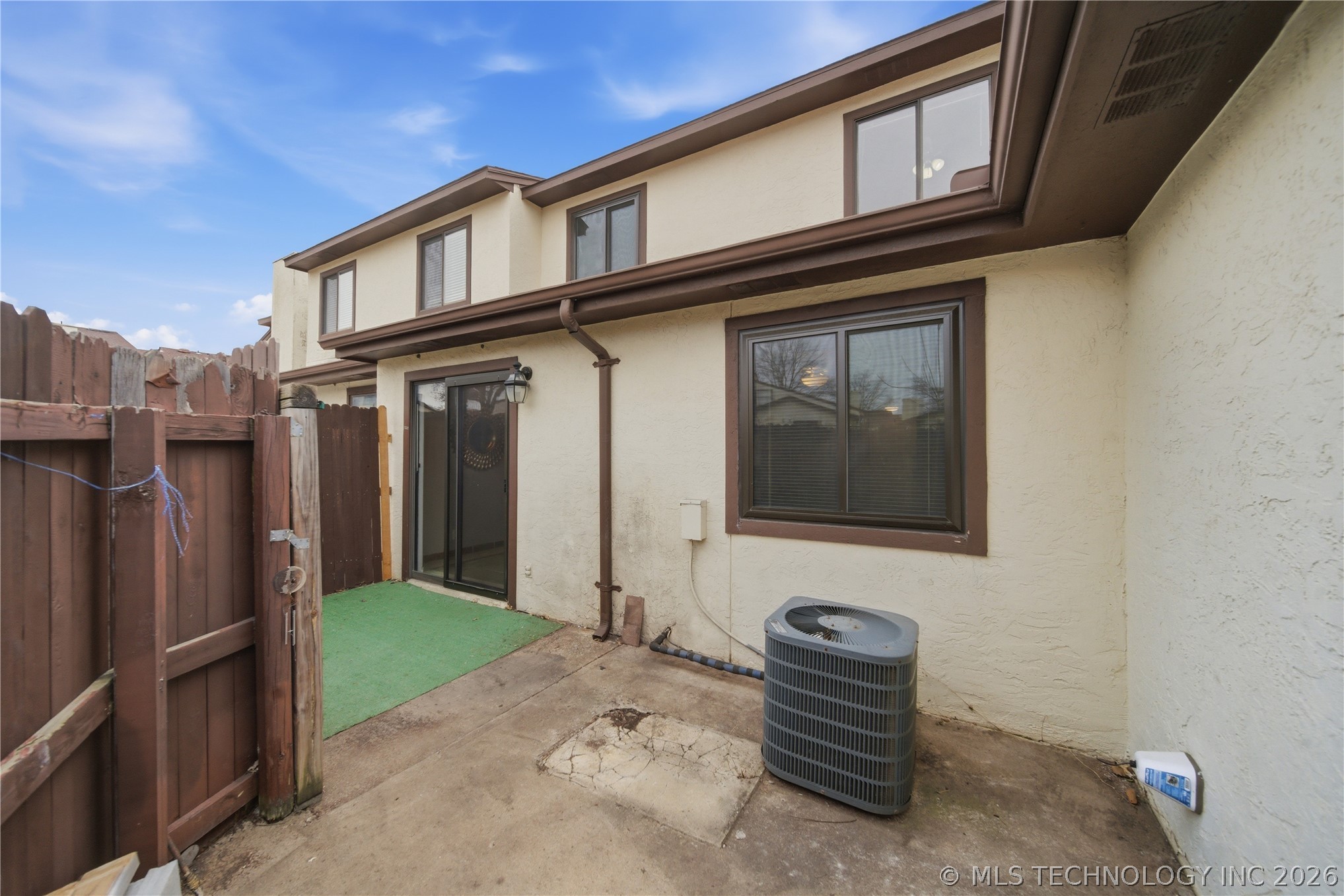 13513 E 30th Place B Property Photo 27