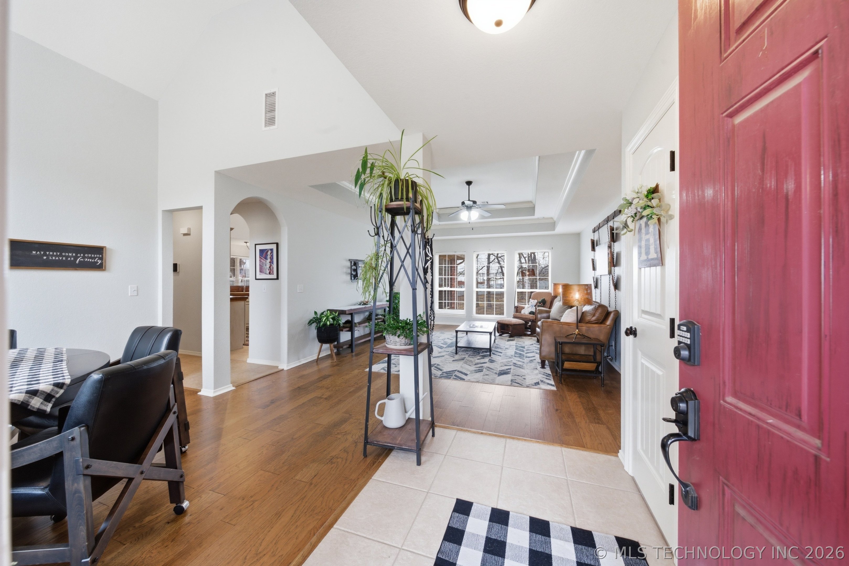 2619 Woodstone Drive Property Photo 7