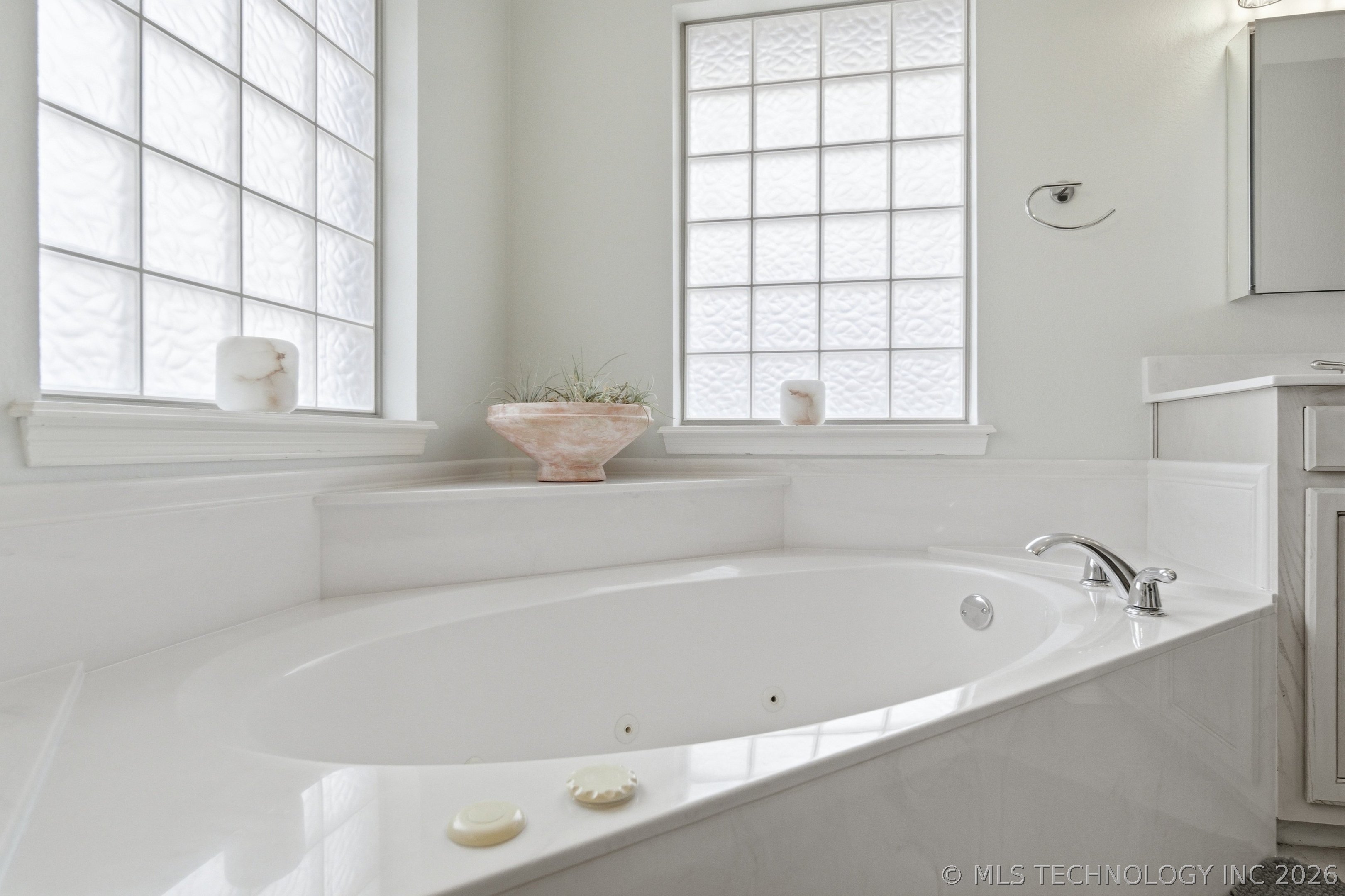 2619 Woodstone Drive Property Photo 22