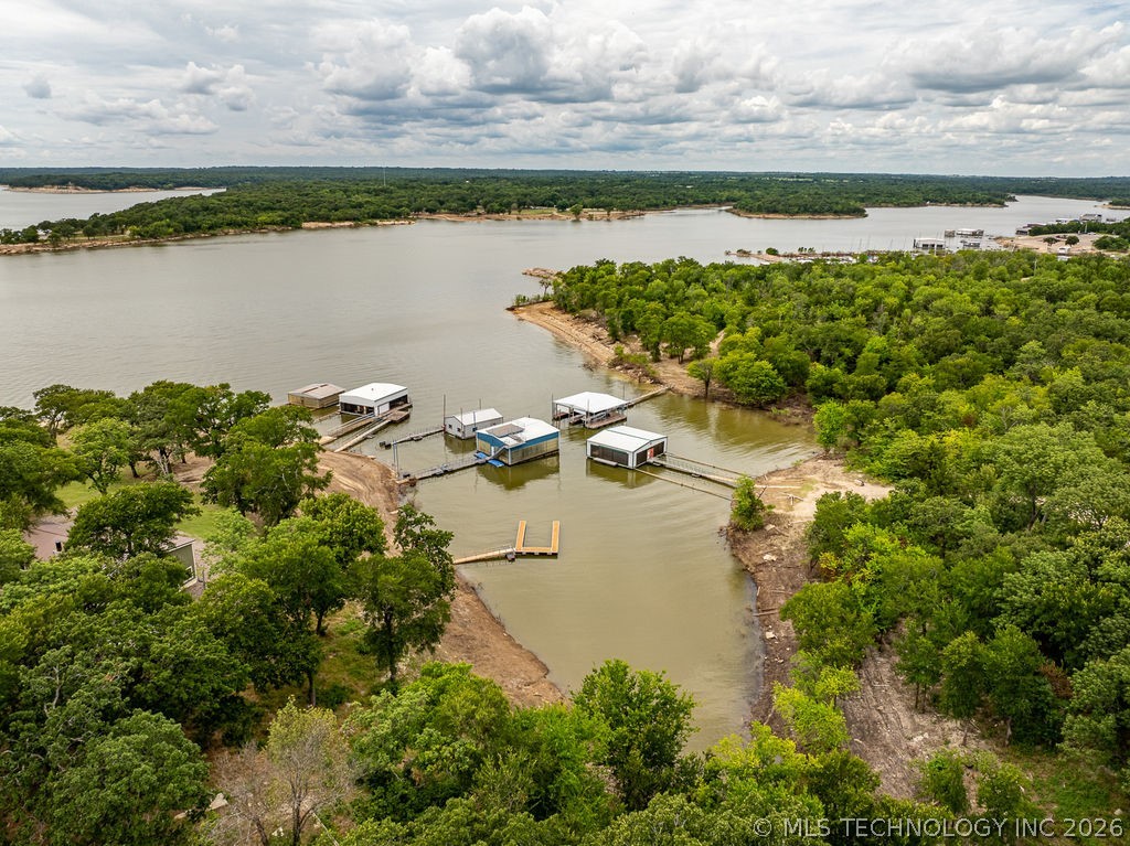 9094 Waters Edge Property Photo 5