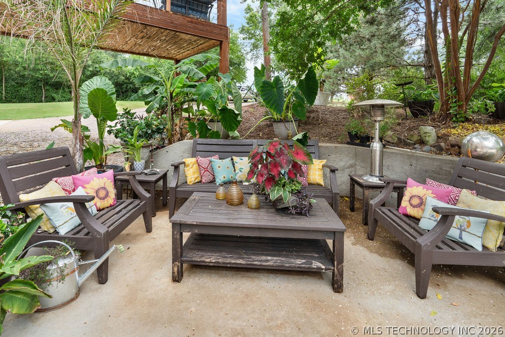 9094 Waters Edge Property Photo 7