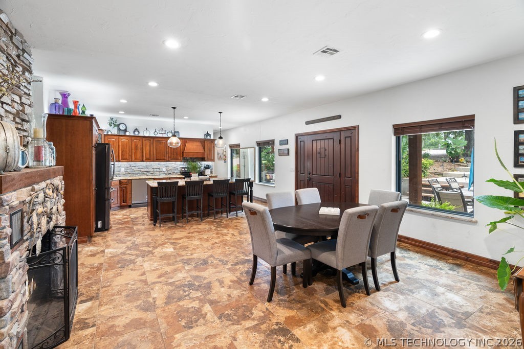 9094 Waters Edge Property Photo 16