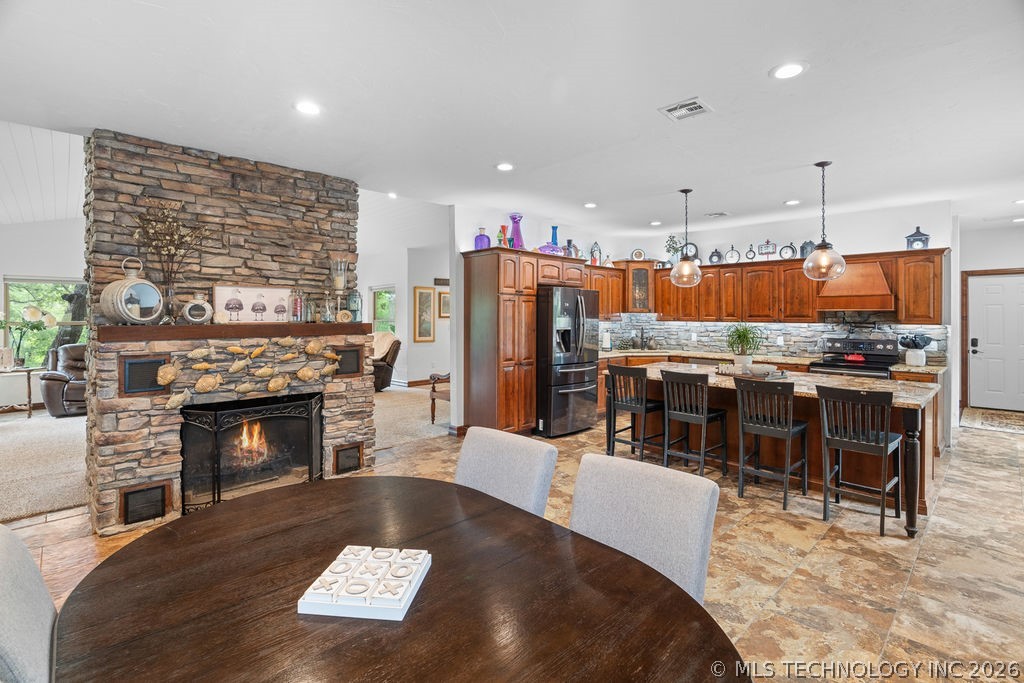 9094 Waters Edge Property Photo 18
