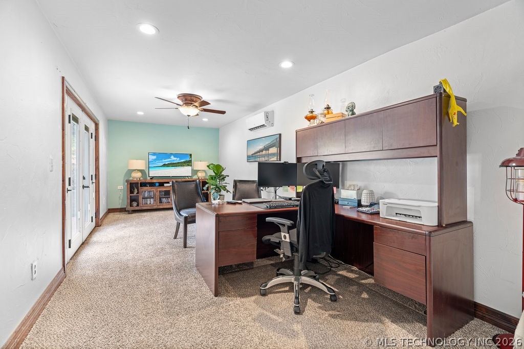 9094 Waters Edge Property Photo 32