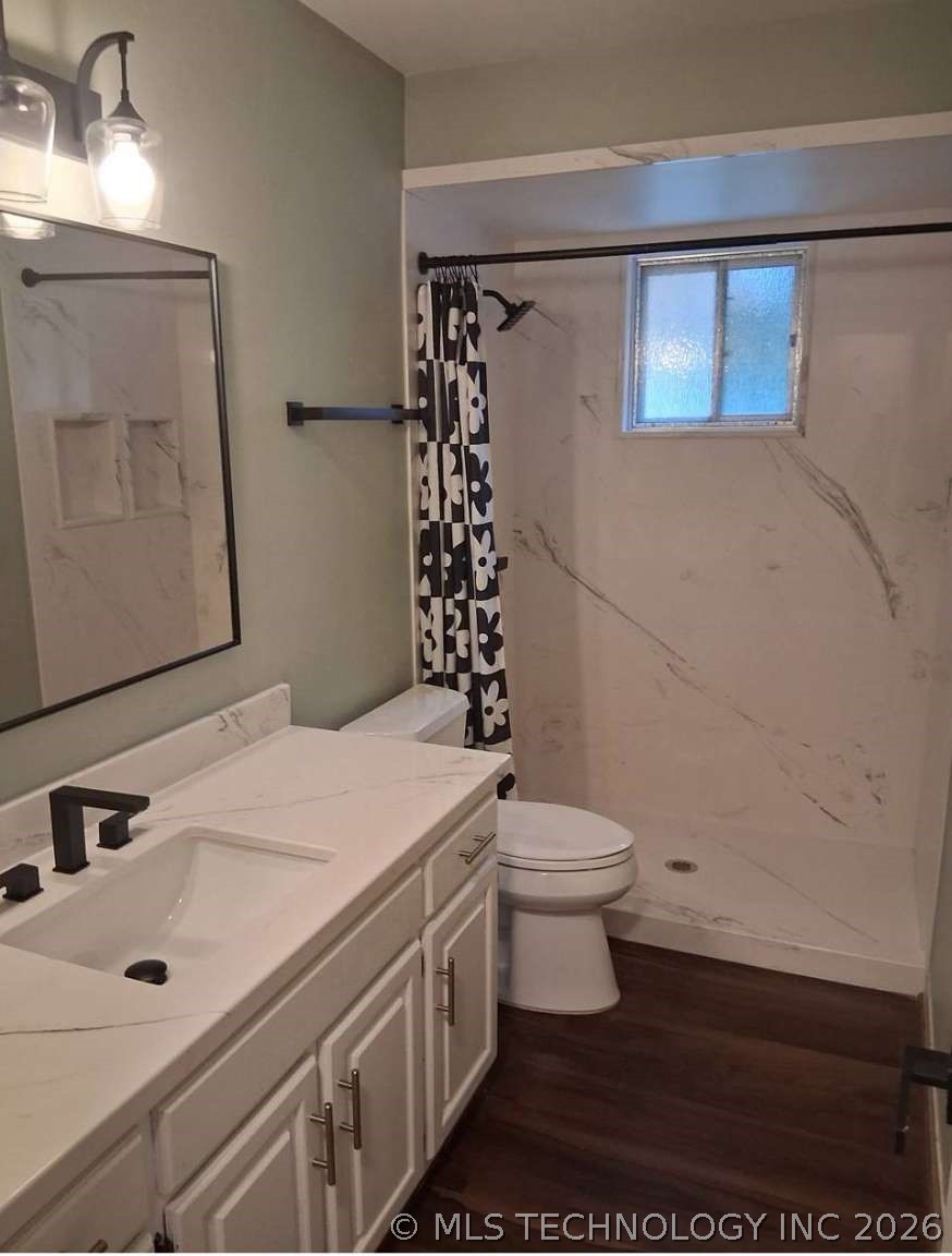 17039 S 161st East Avenue Property Photo 8