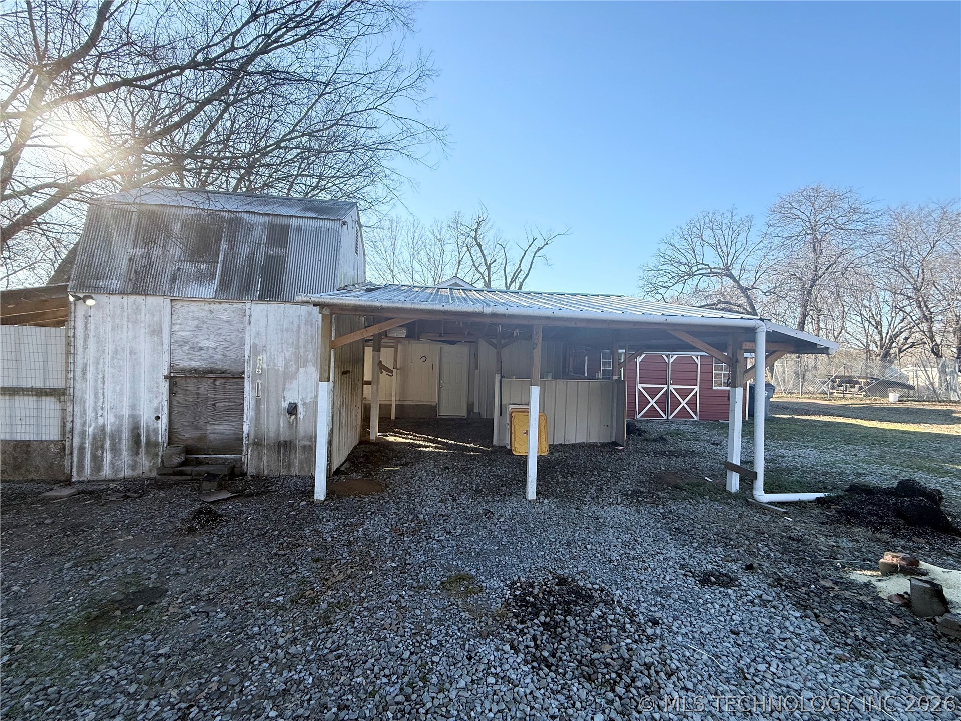 1937 S Old Hwy 69 Property Photo 12