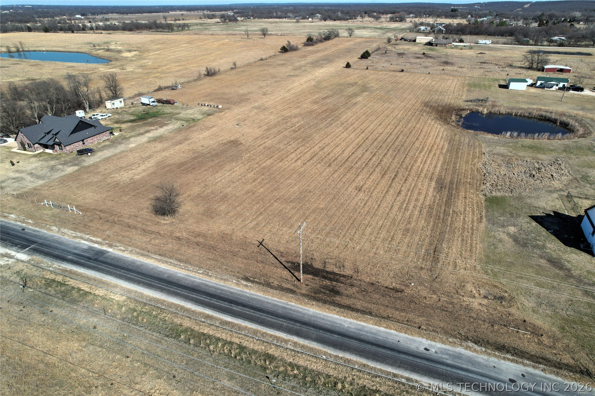 205th Road Property Photo 6