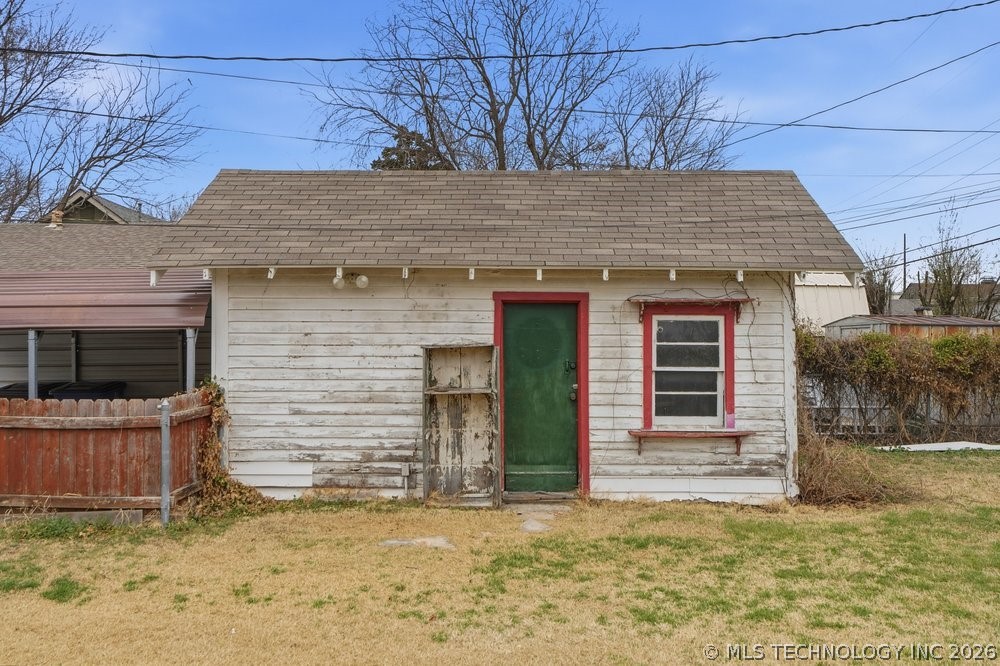1135 S Sandusky Avenue Property Photo 24