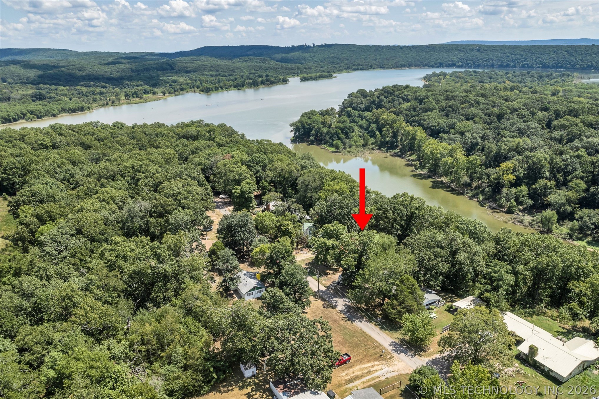 22307 E 843 Road Property Photo 2