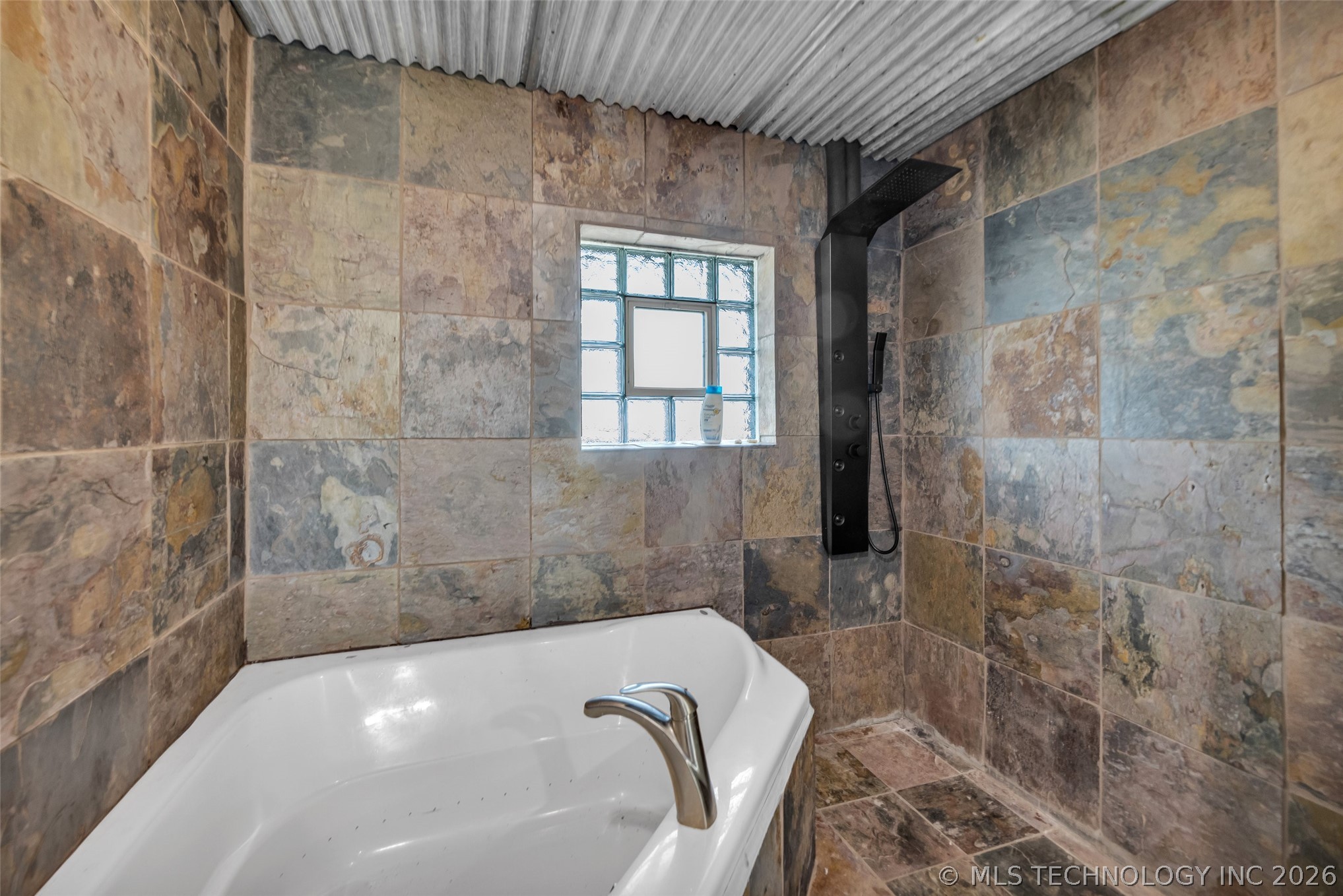 22307 E 843 Road Property Photo 23