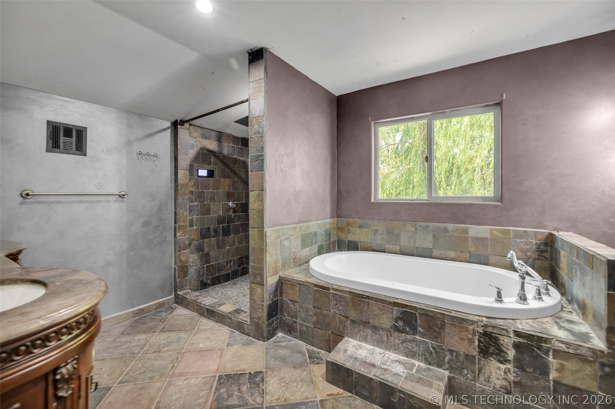 22307 E 843 Road Property Photo 35