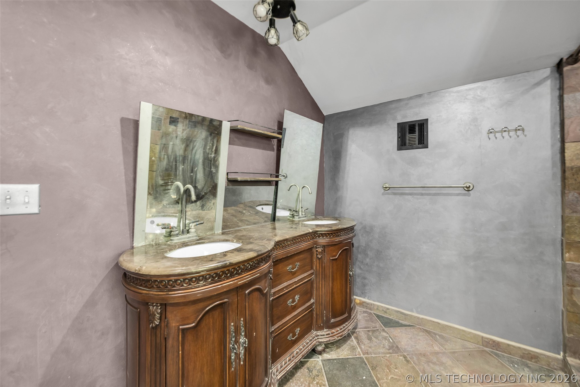 22307 E 843 Road Property Photo 36