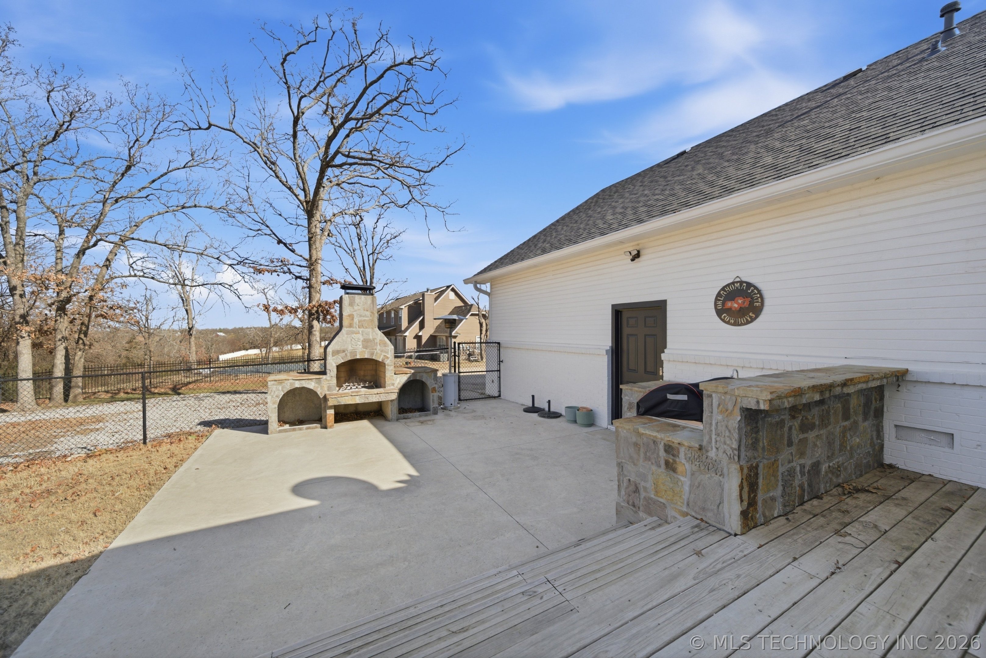 422 Ridge Oak Lane Property Photo 36
