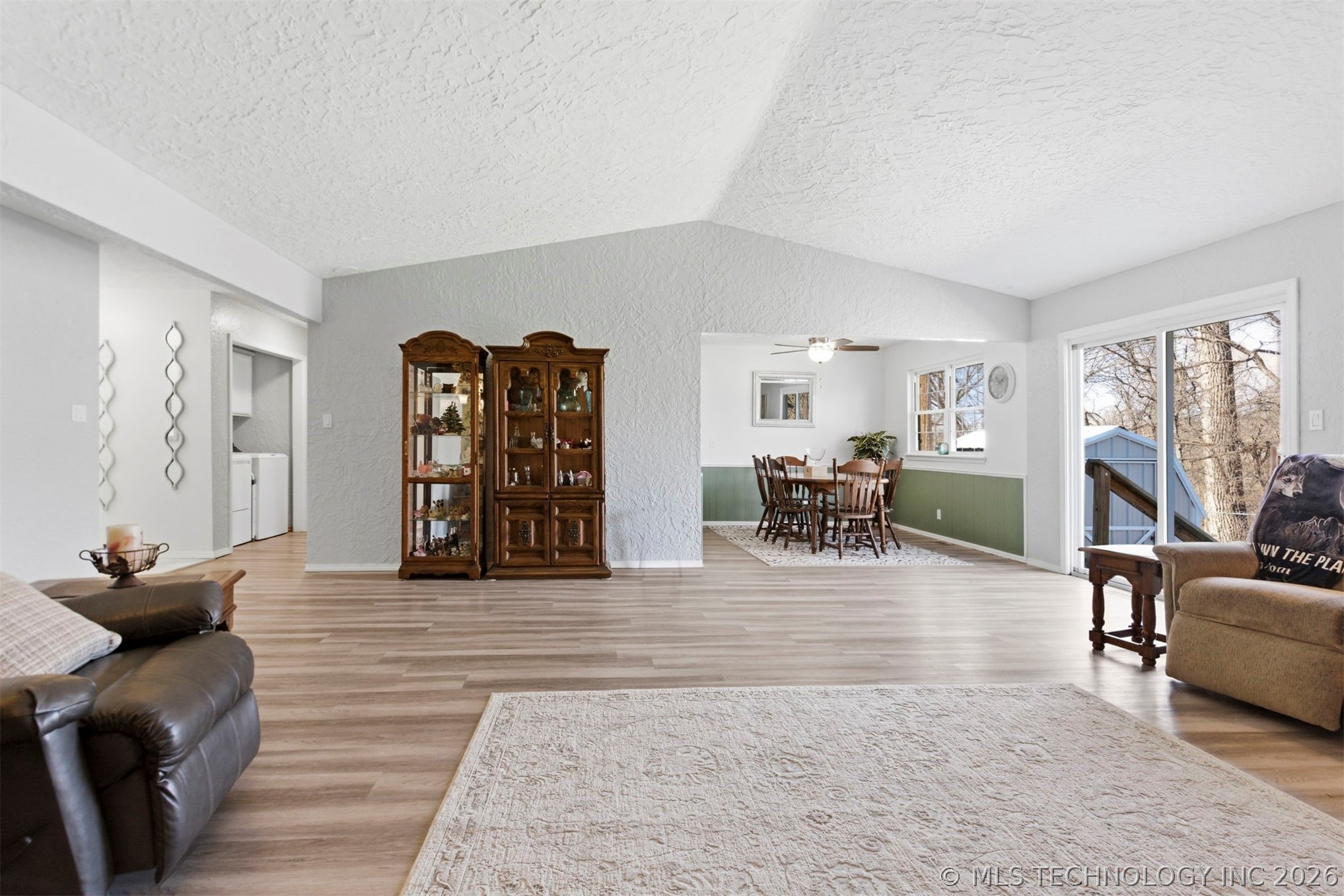 303 Prattwood Drive Property Photo 4