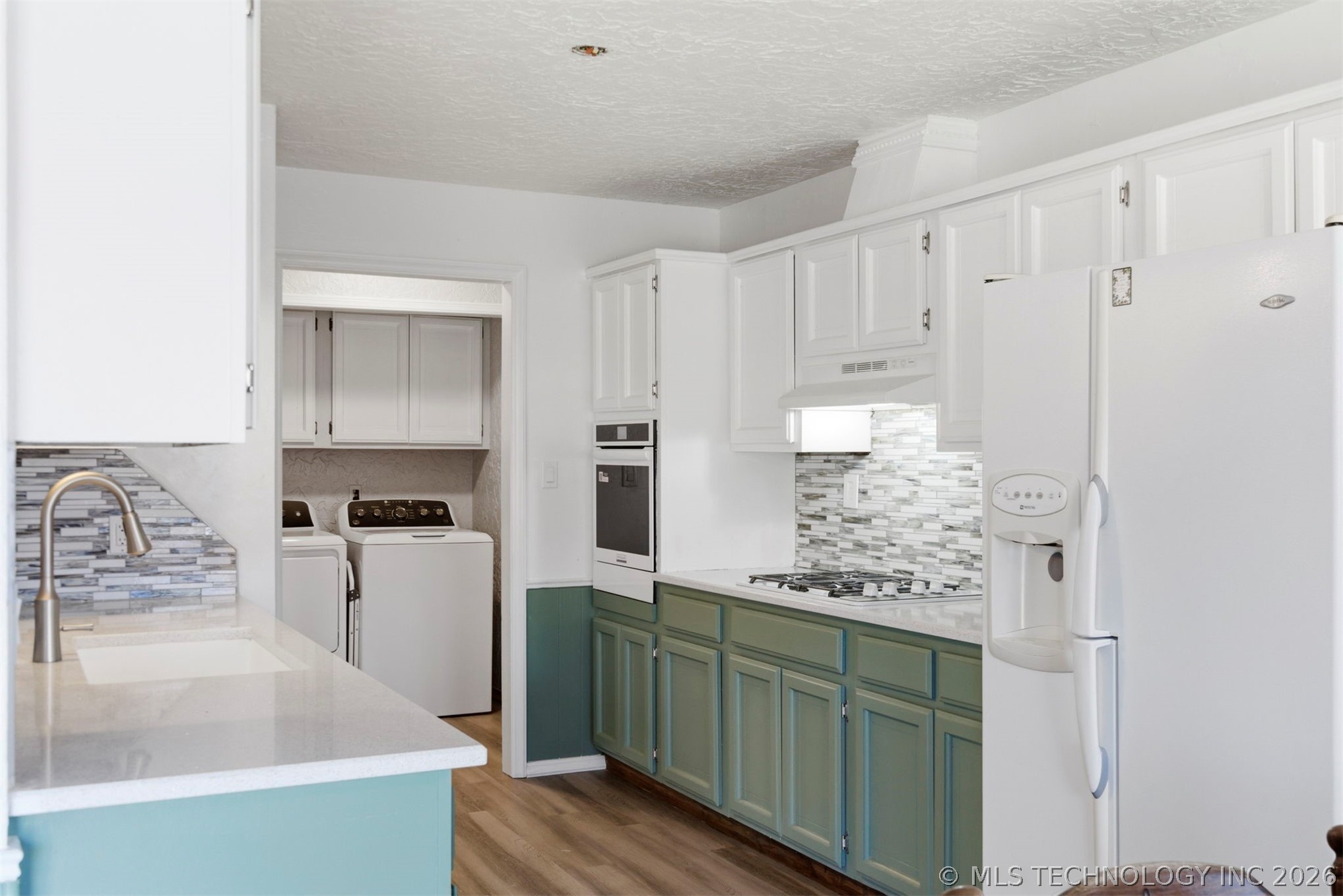 303 Prattwood Drive Property Photo 7