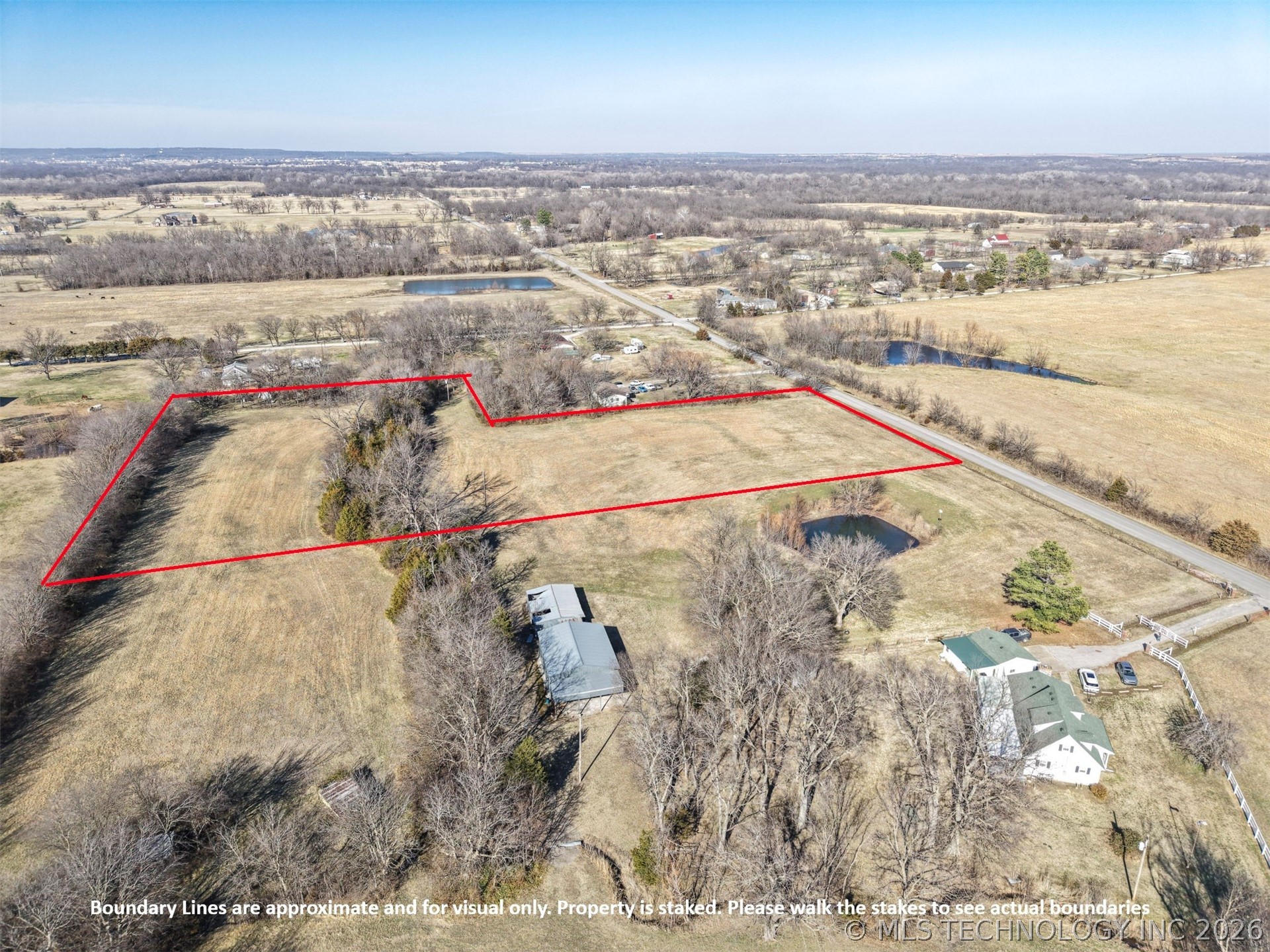 10622 N 20th West Avenue Property Photo 8